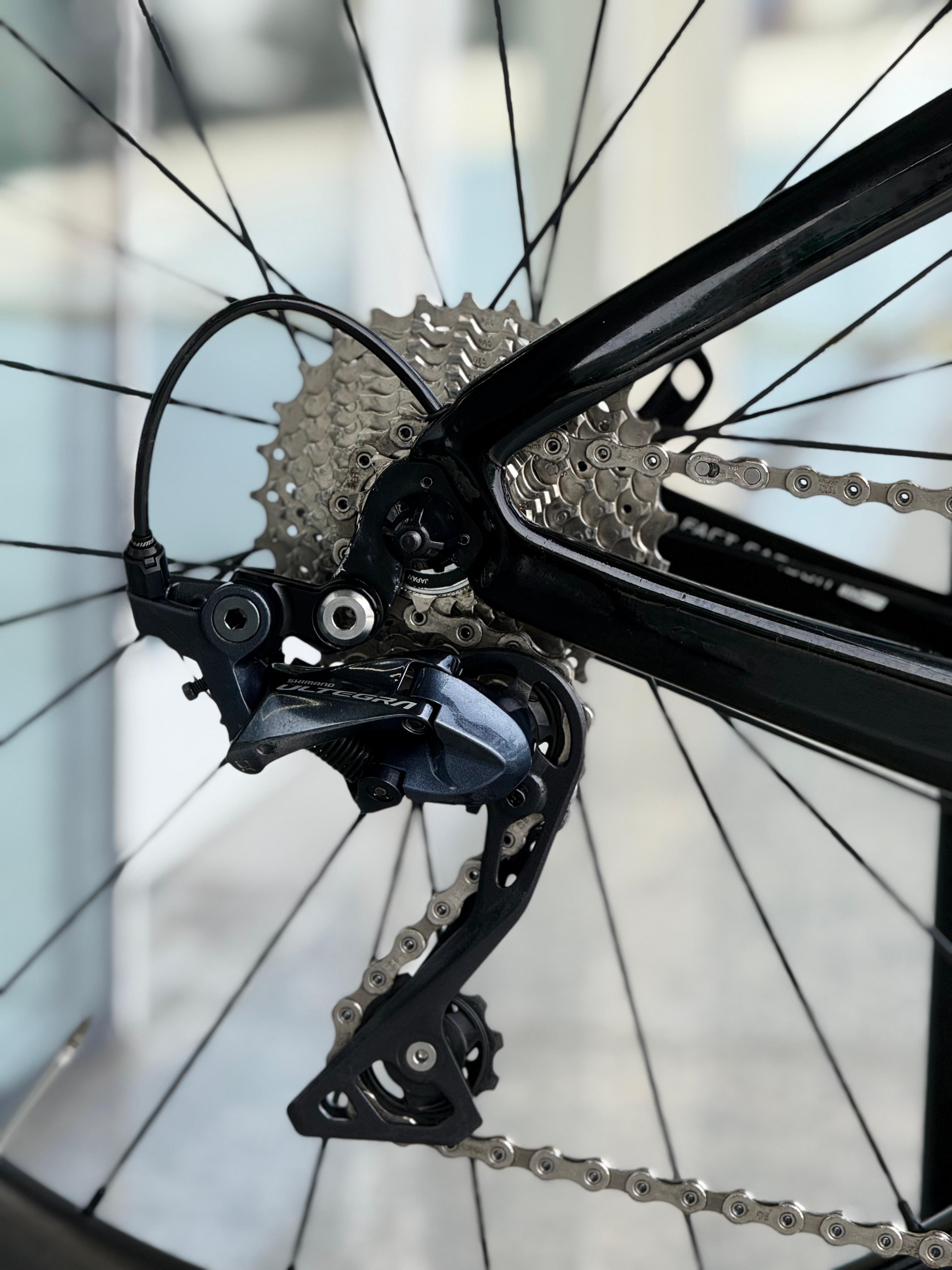 Specialized Shiv Sport – Carbon Triathlon - Image 4