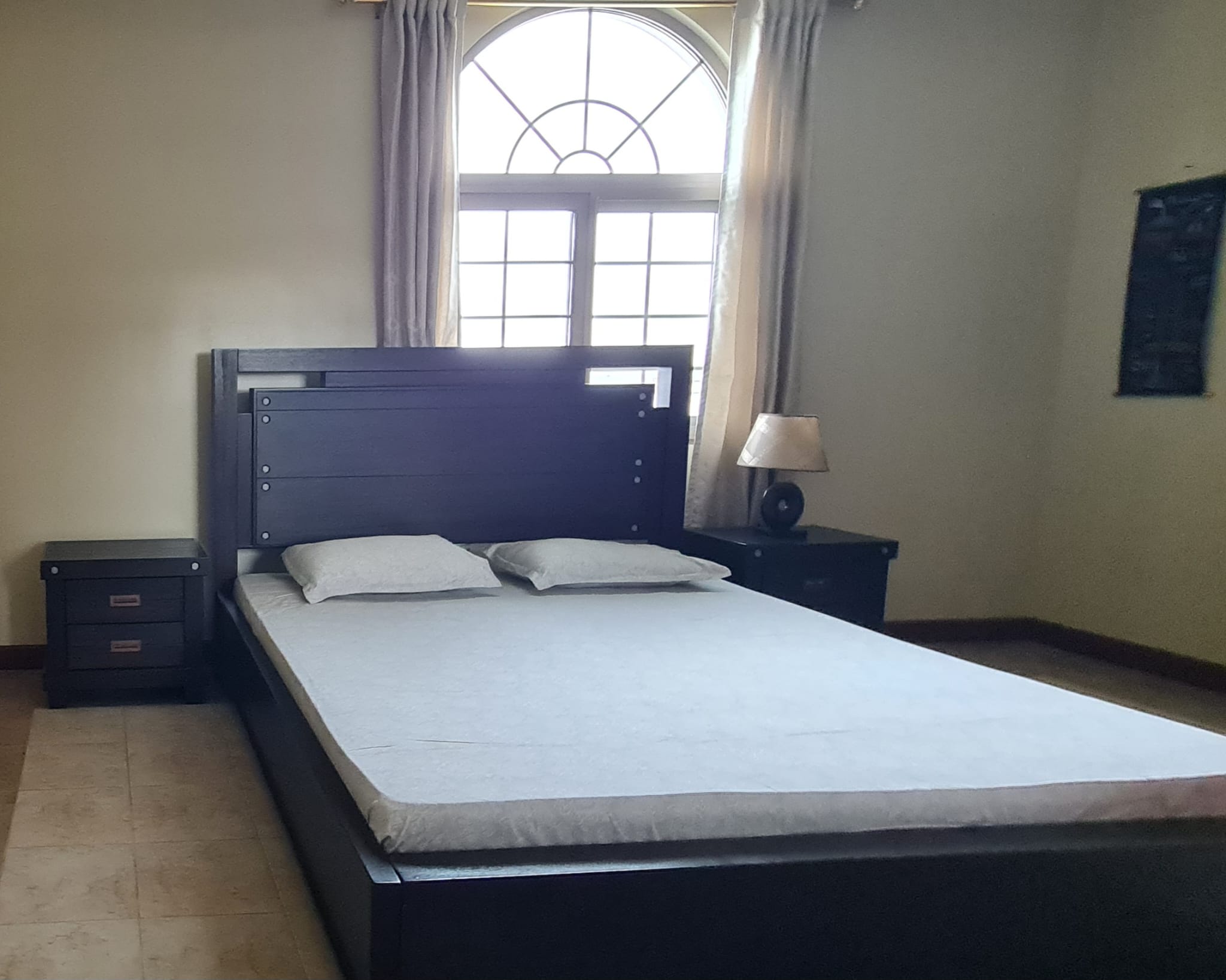 FULL BEDROOM SET FOR S A L E ! - Image 3
