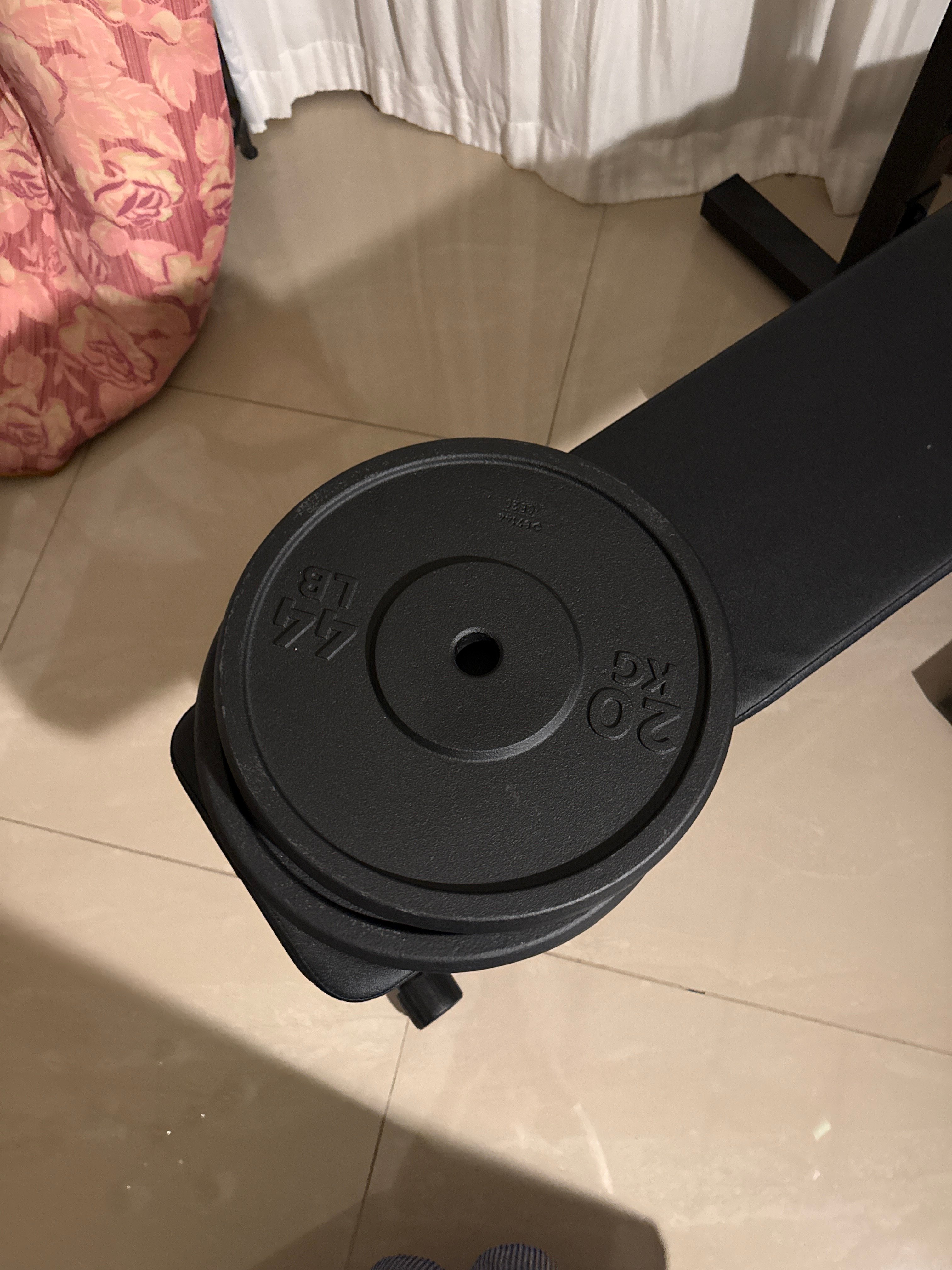 Bench with bar and 2x20kg weights  - Image 2