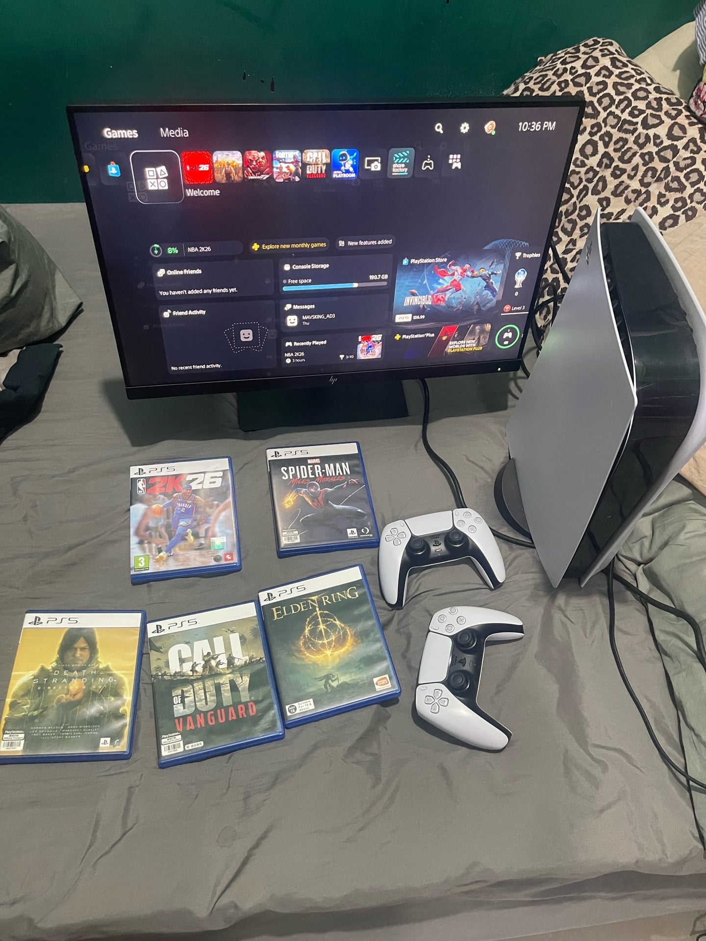 Ps5 with 24inches frameless monitor 360 degree - Image 3