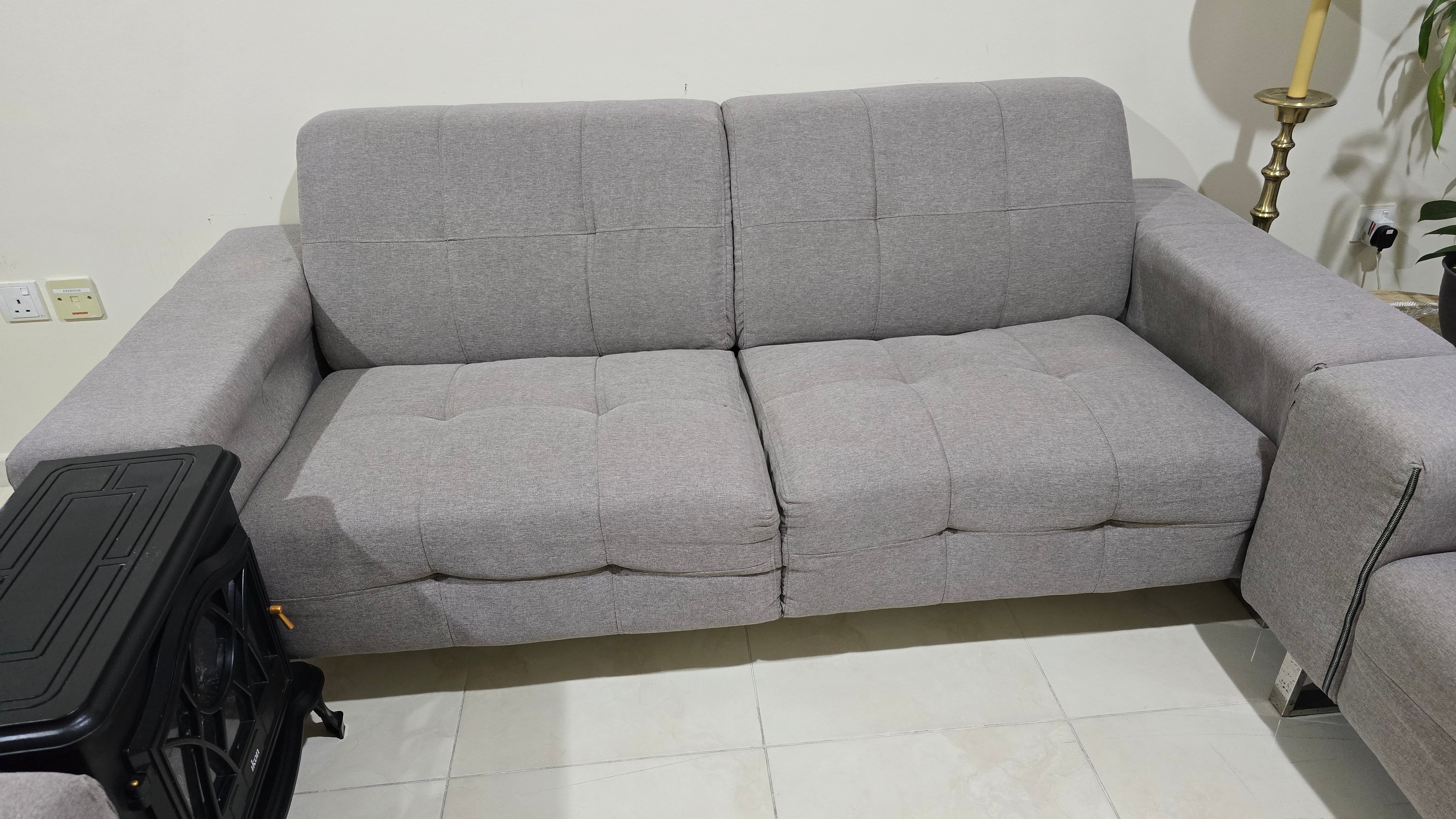 Sofas and Table - Image 2