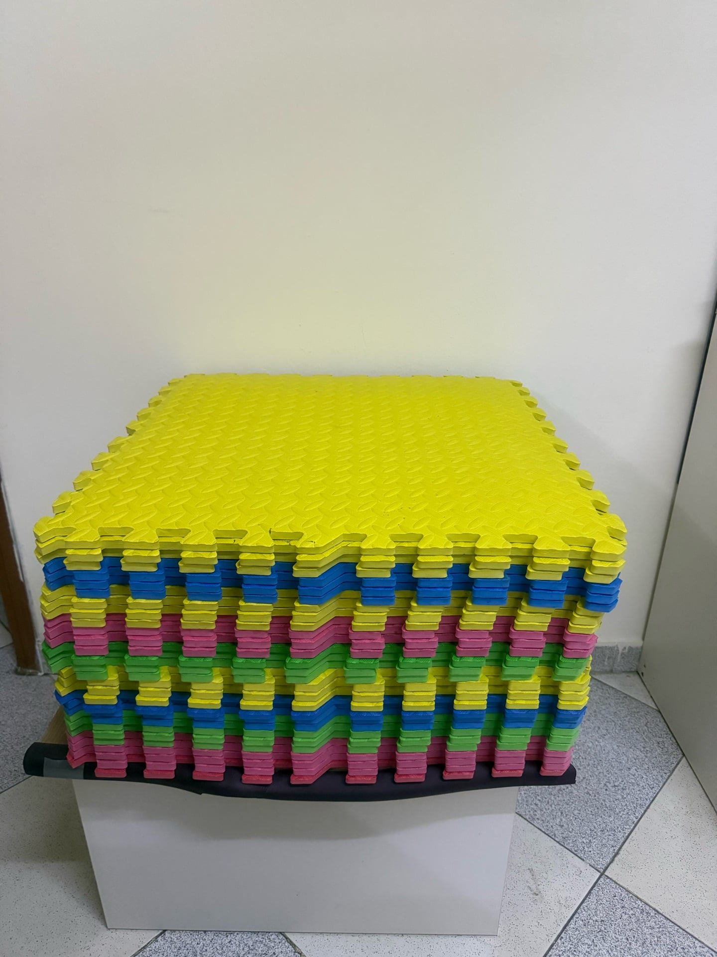 🔥 Moving Out Sale – Kids Playing Mats + Musical Walker + Baby Bathtub 🔥 - Image 2
