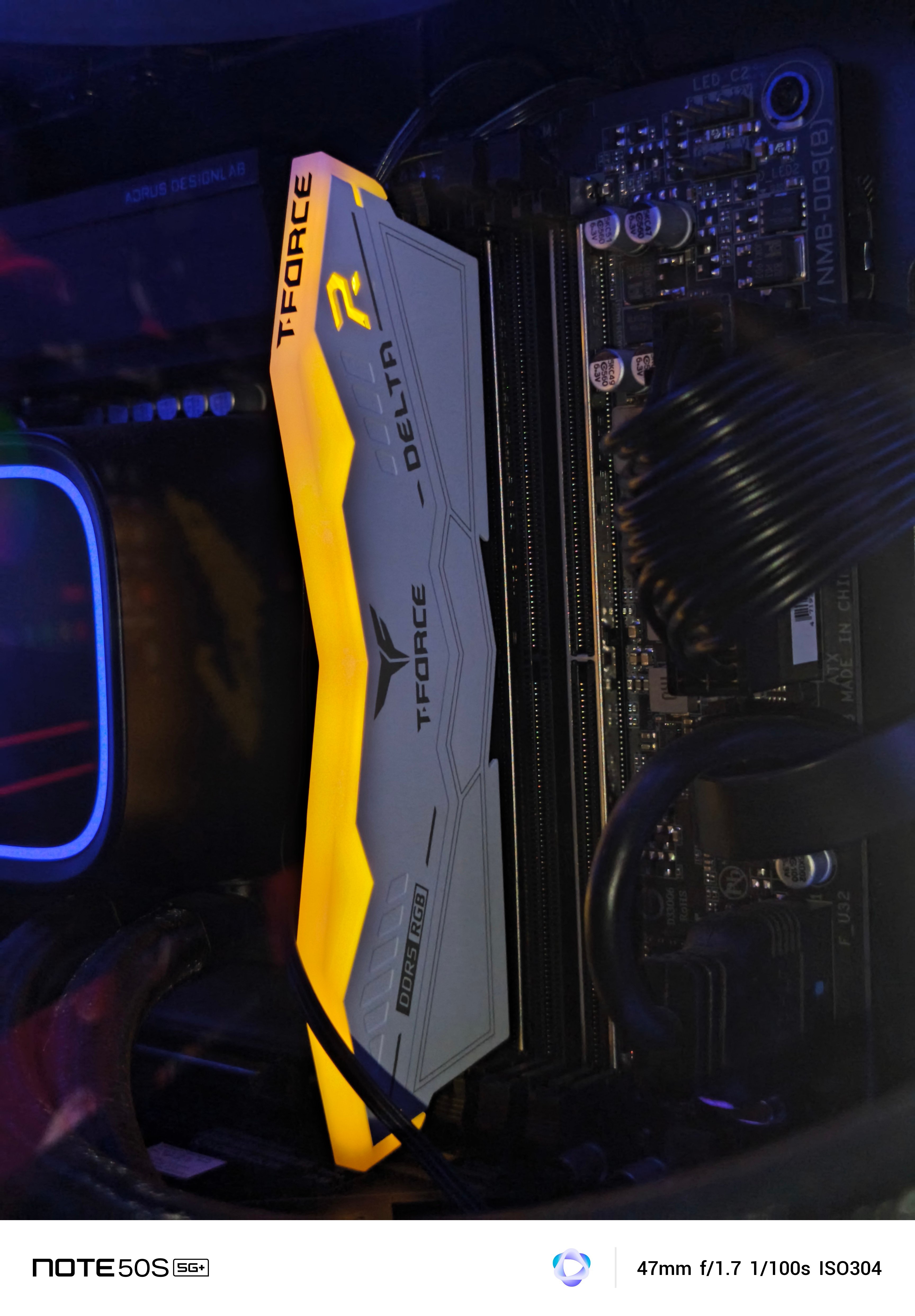 T-Force 16 GB RGB GDDR5 6000 MHZ - Image 1