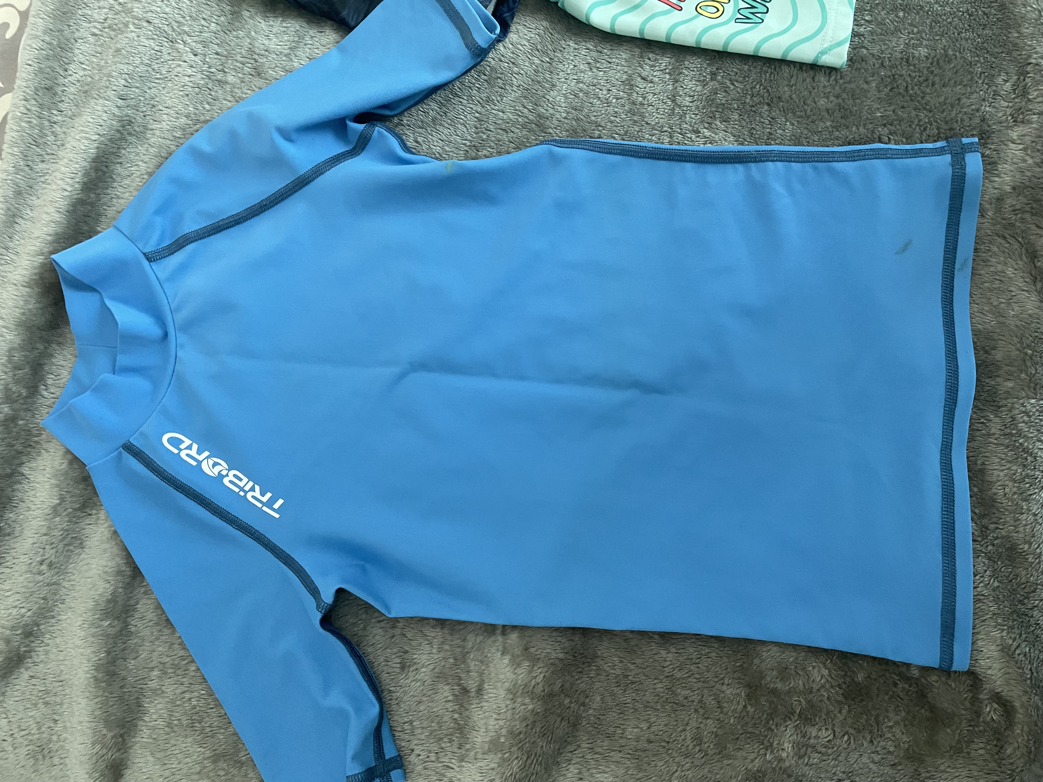 Swimsuit and accessories 3-7 years old - Image 1