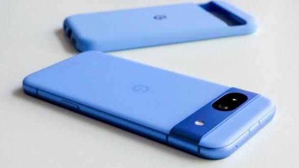 Google pixel 8A  - Image 5