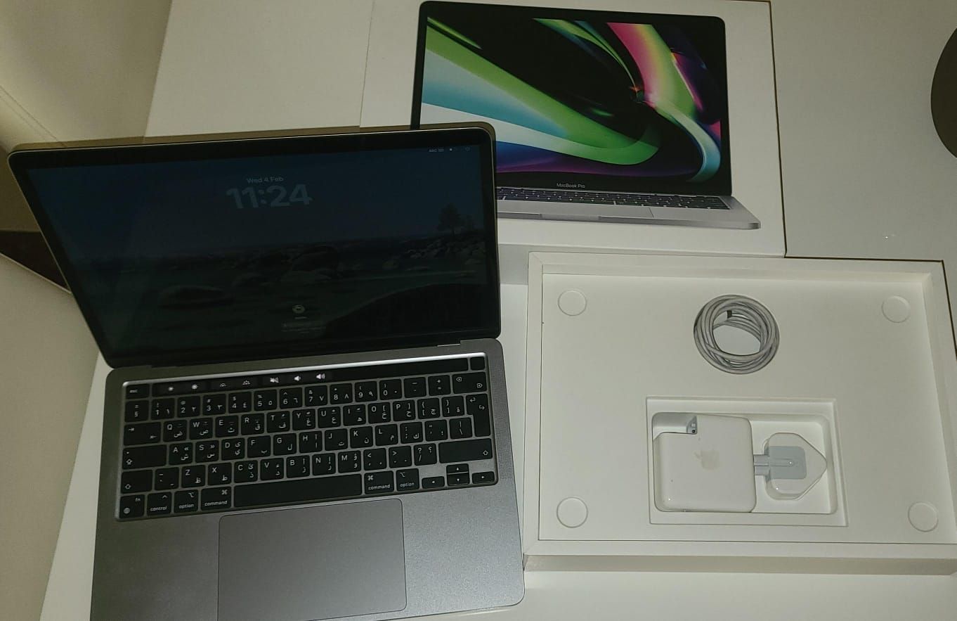 Macbook Pro M2 2022 Space Grey - Image 3