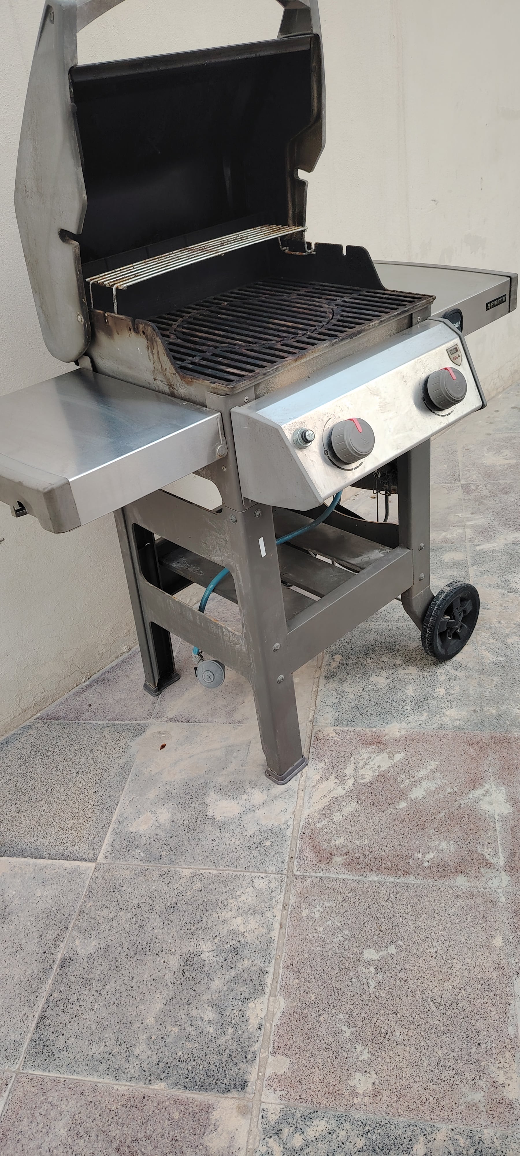 Weber Gas BBQ 2 Flame  - Image 5