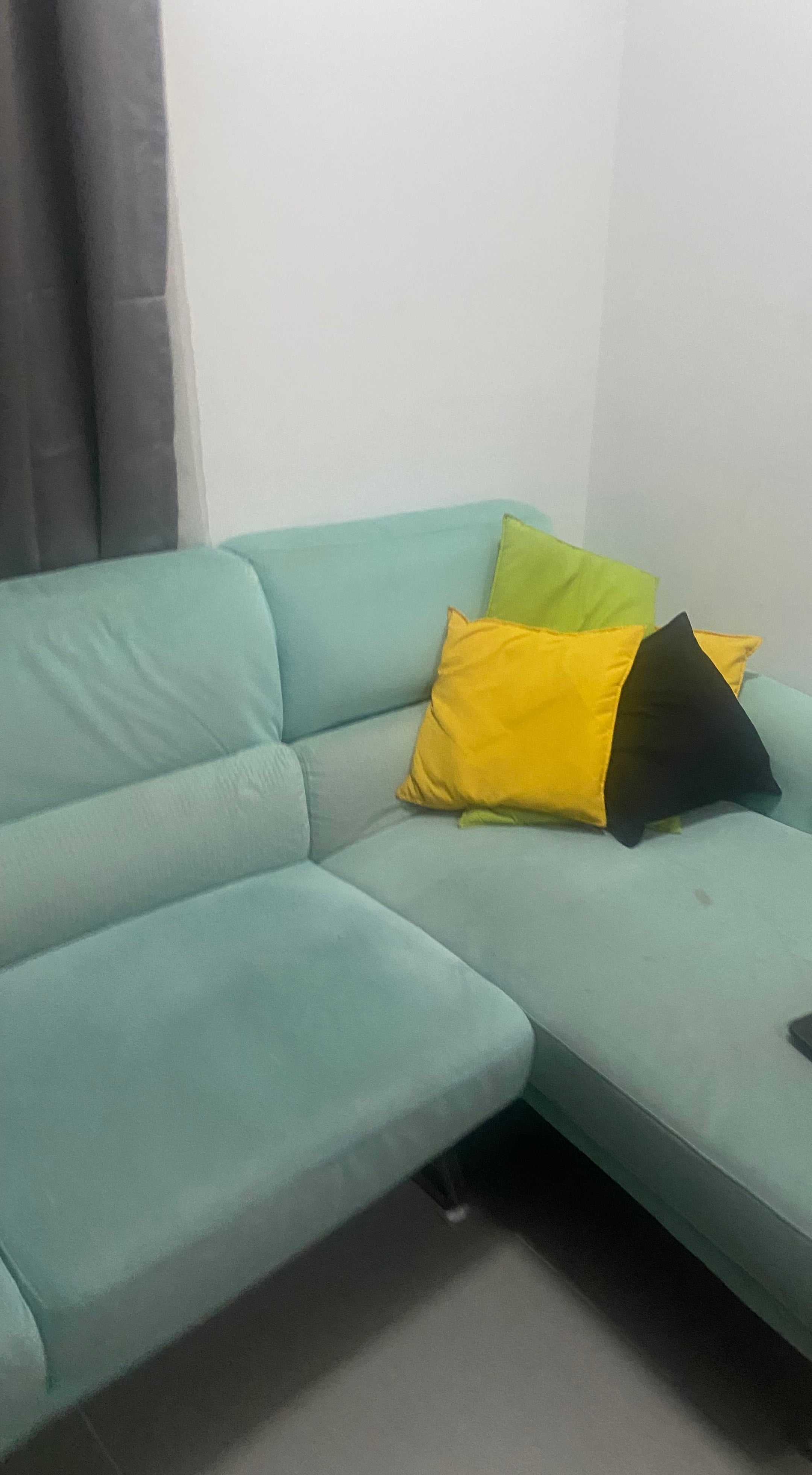 5-seater sofa ( Leaving sale ) negotiable - Image 3
