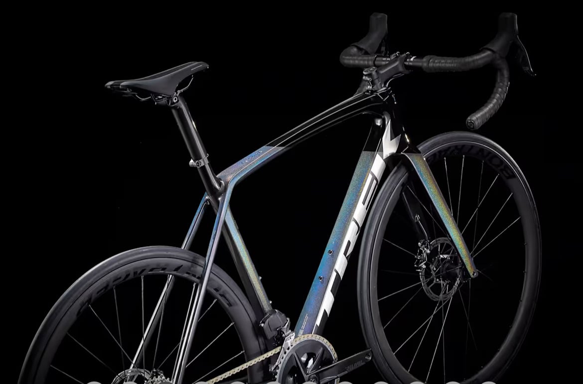 Full Carbon Road Bike – Trek Émonda SL6 AXS (2024) - Image 10