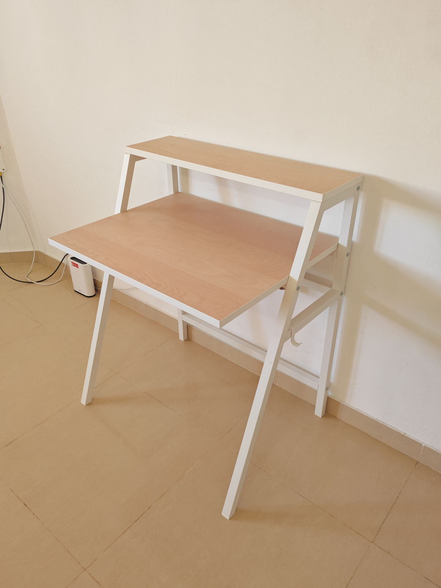 IKEA MITTPLAN Desk - Compact Modern Workstation (Excellent Condition) - Image 2