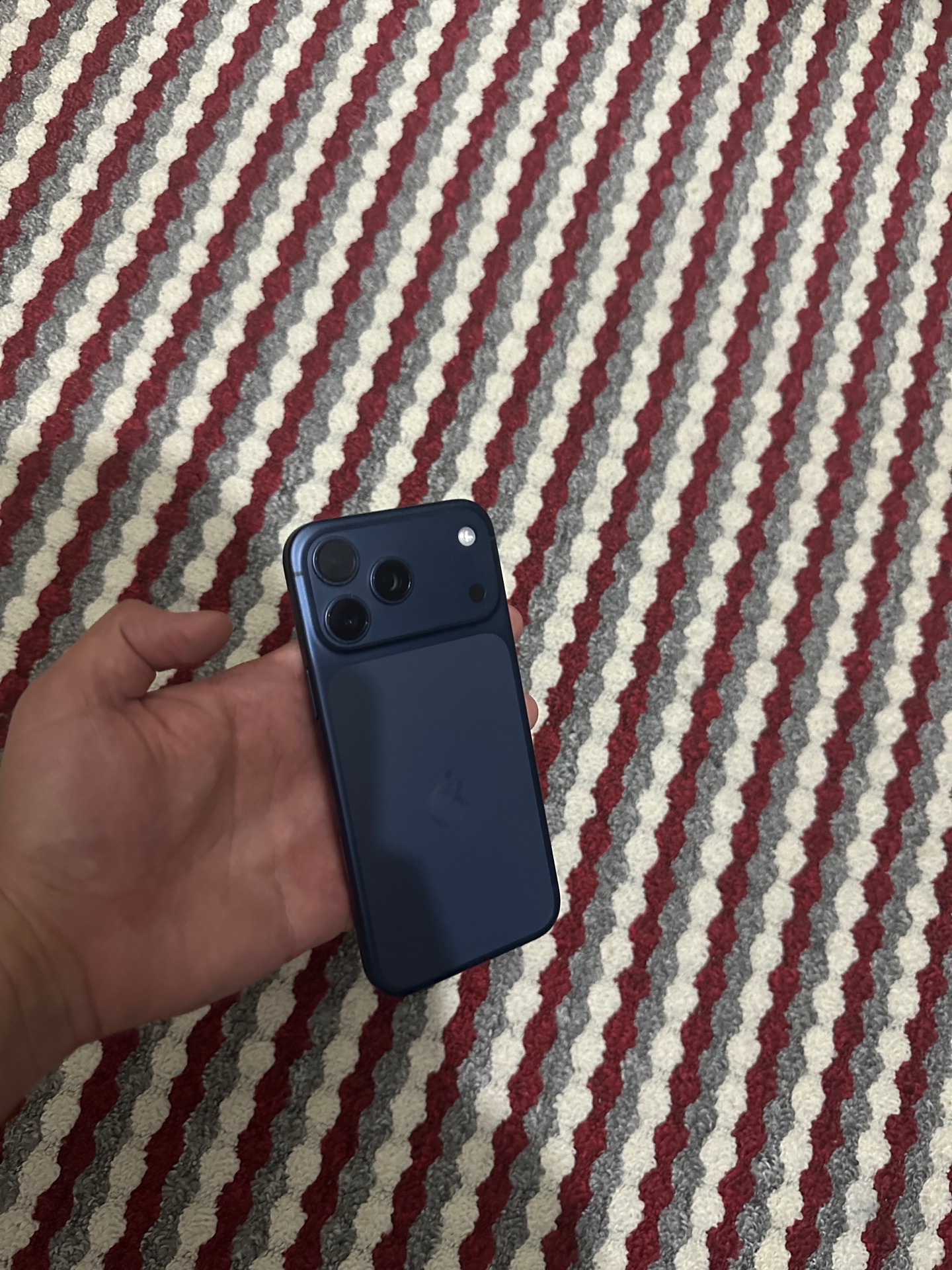 IPHONE 17 PRO MAX - Image 1