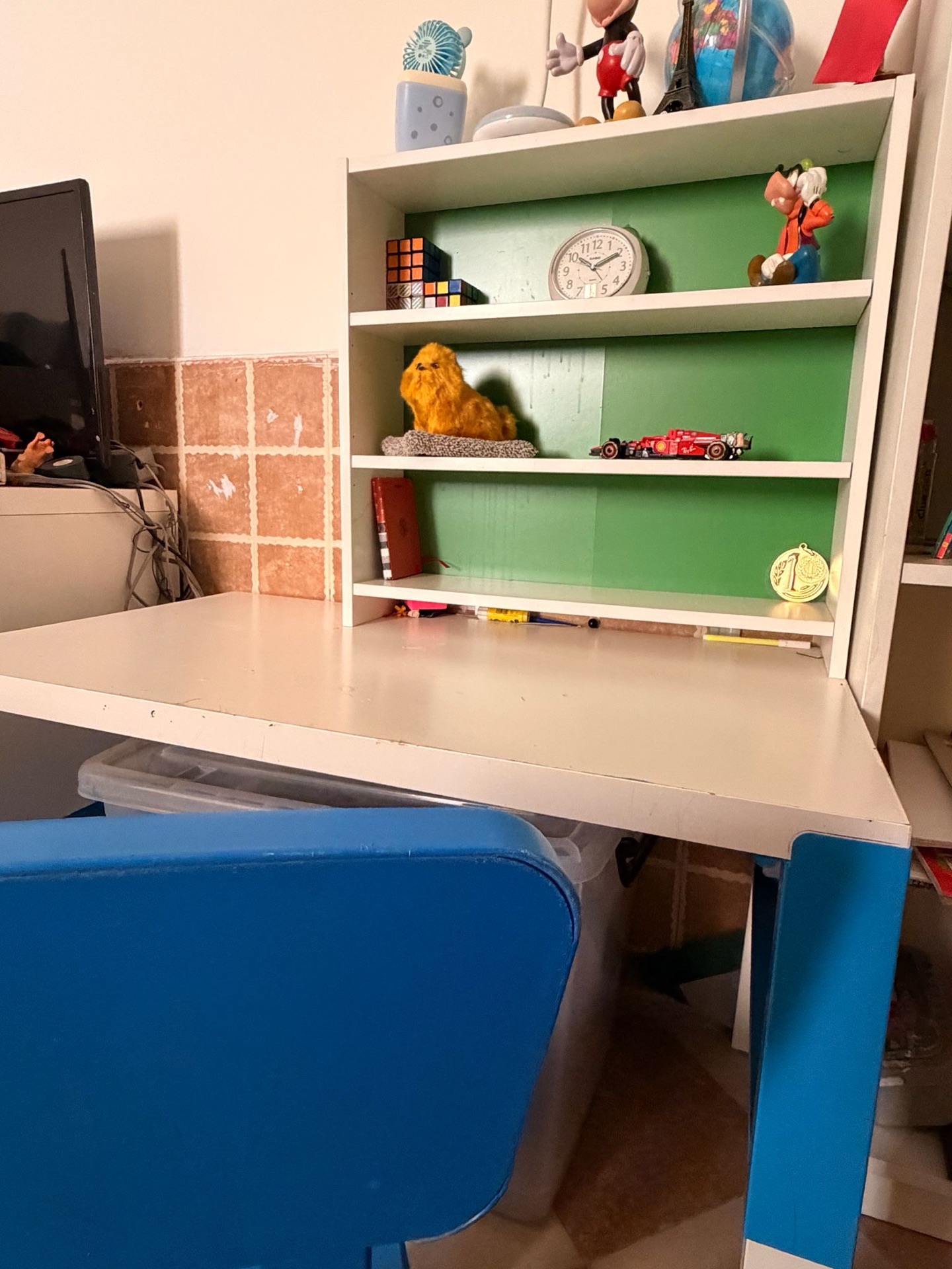Study table, Chair and Book shelves for kids - Image 6