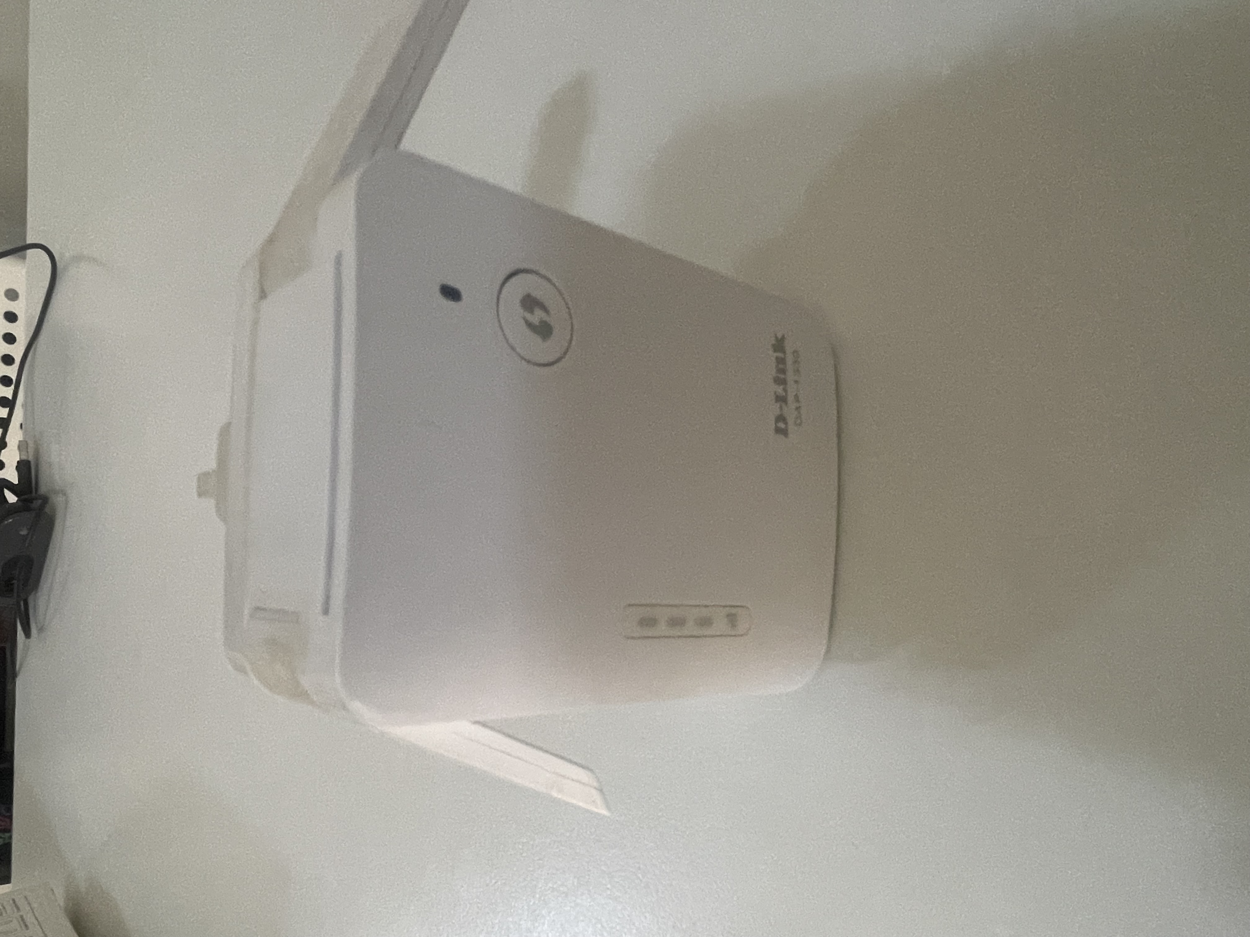 D-link Wifi extender  - Image 5