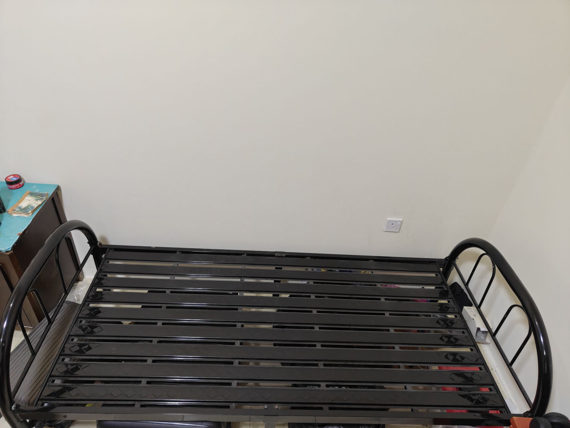 Bed frame with side table - Image 1