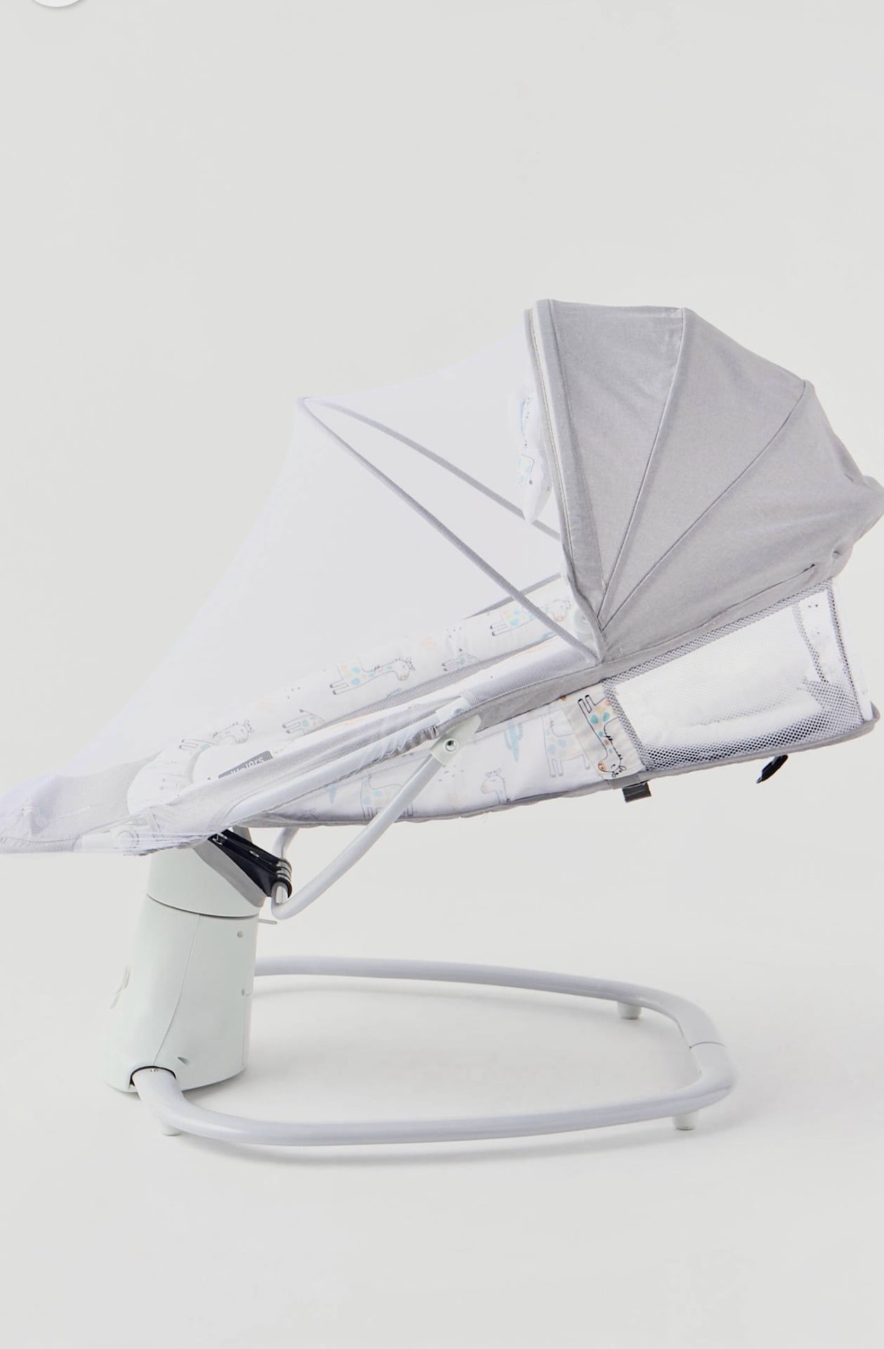 Electric swing with remote - Image 1