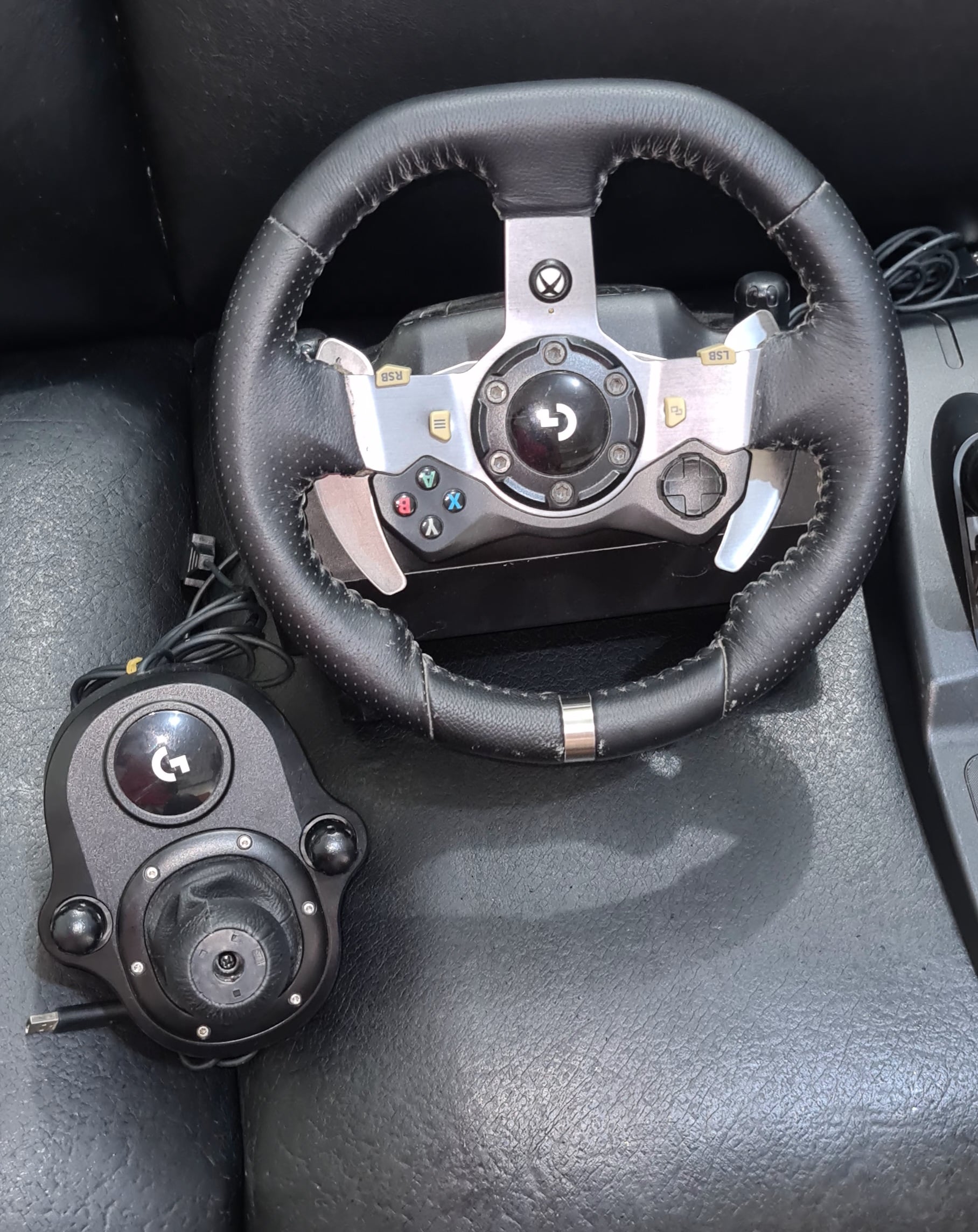 Pre loved Logitec G920 and driving force shifter - Image 4