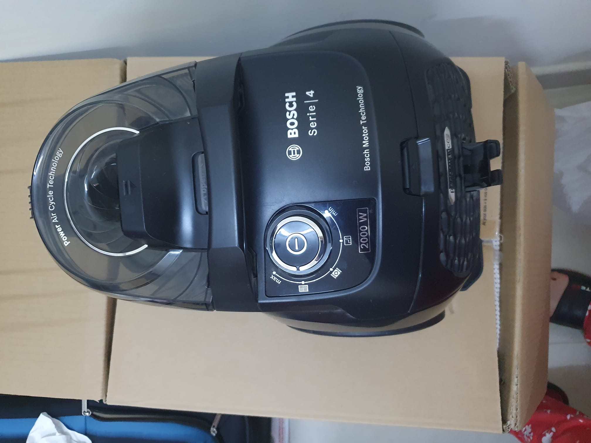 Bosch Bagless Vacuum Cleaner  - Image 4