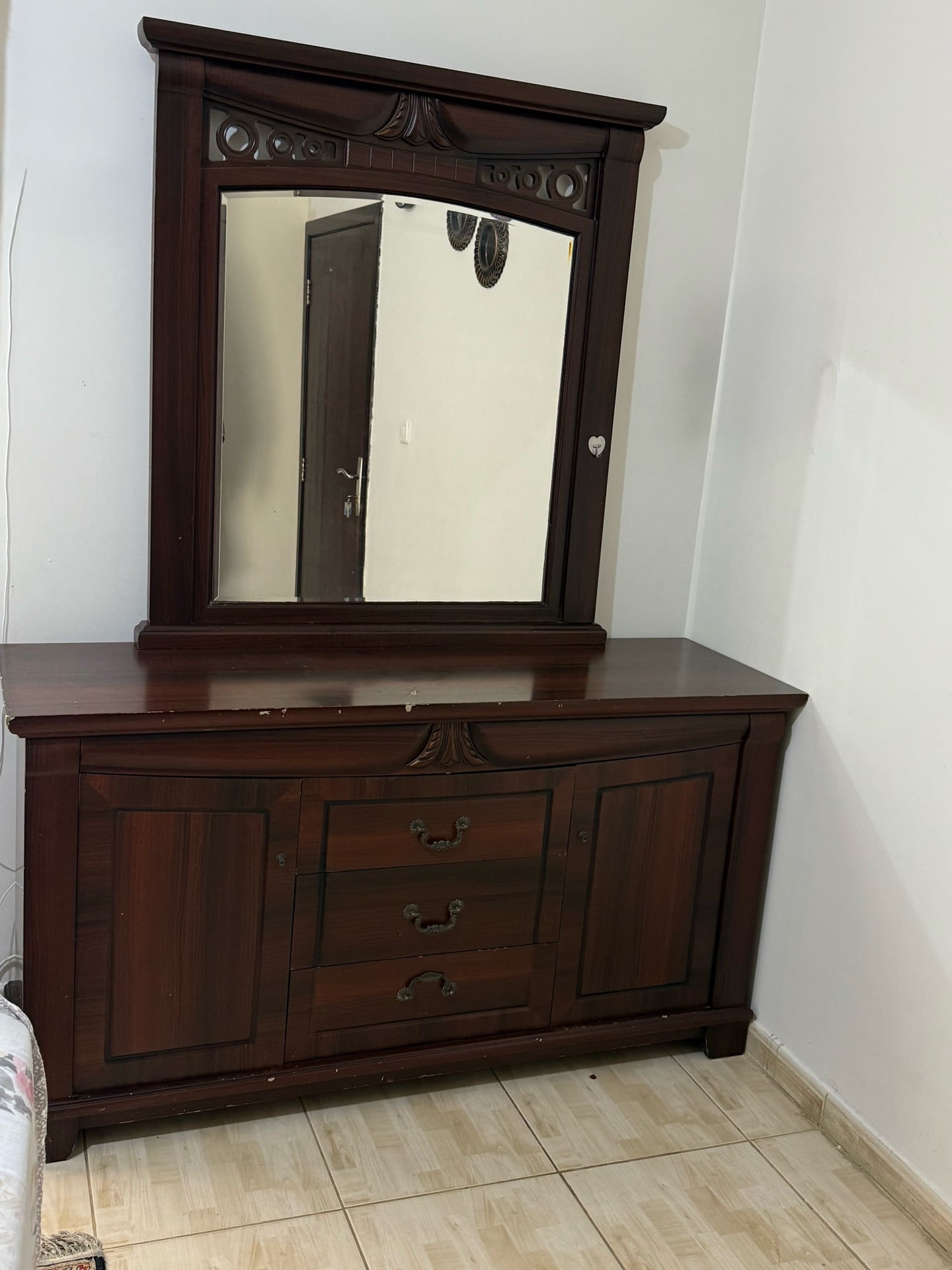 Dressing table - Image 2