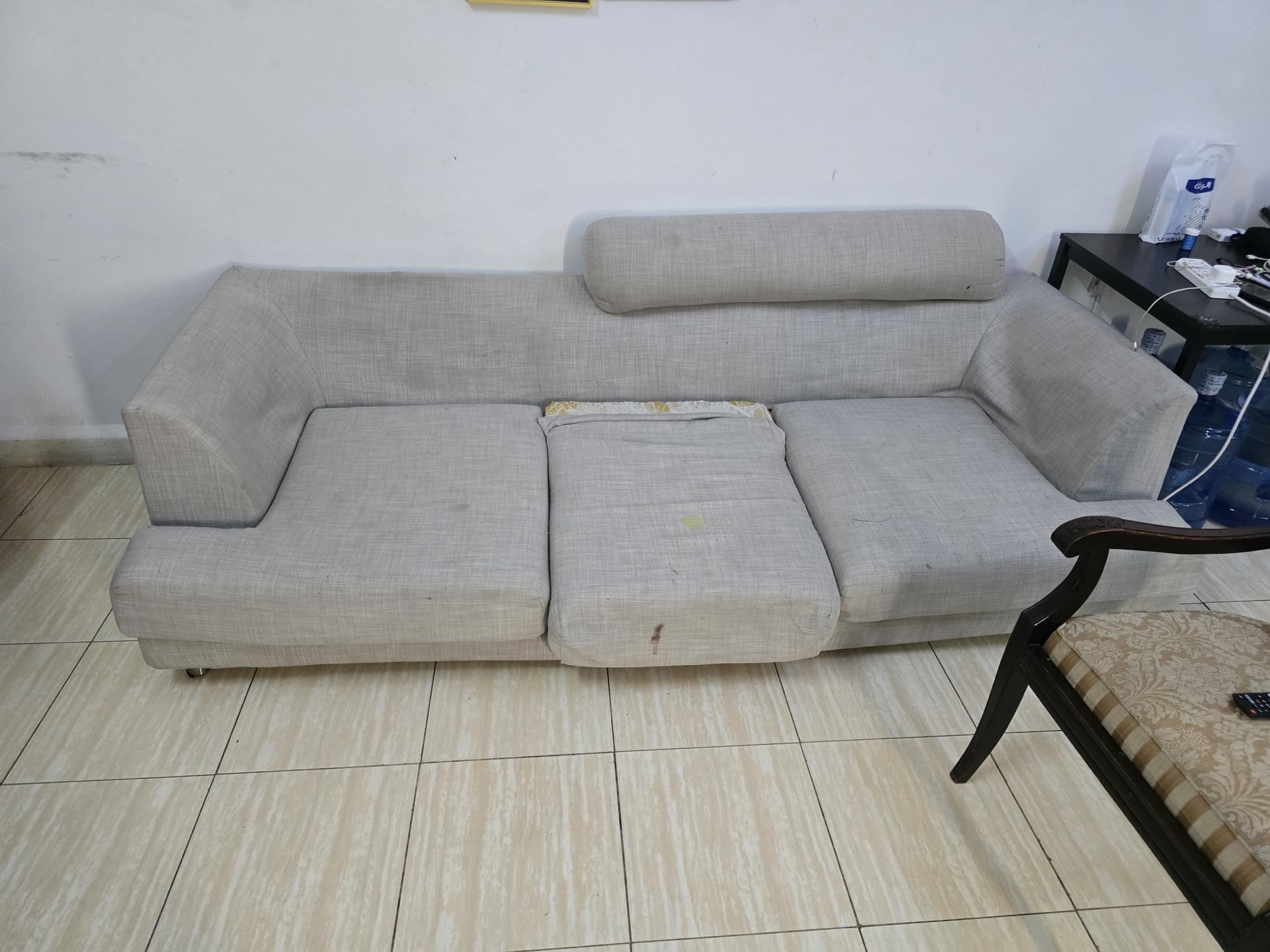 Sofa for FREE - Image 4