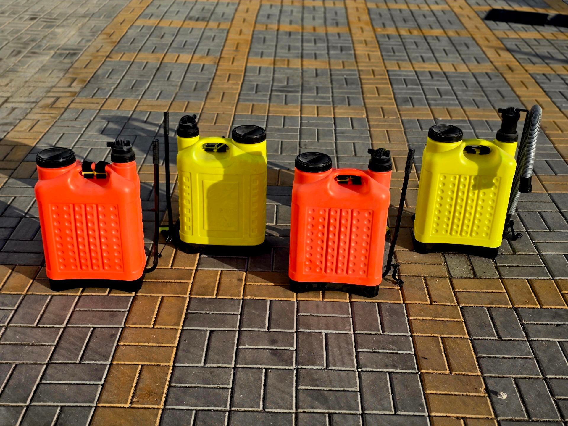 Pestcontrol equipment less use - Image 1