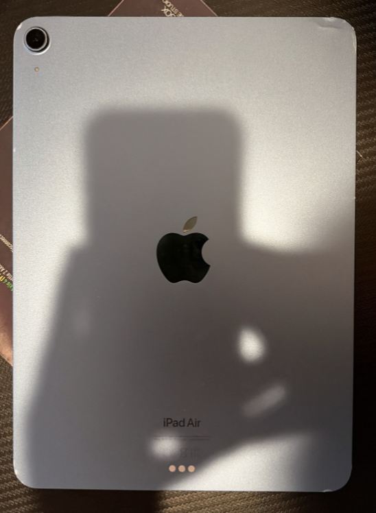 iPad Air 5 (M1) - iCloud OFF - Clean Motherboard/Parts - Image 5