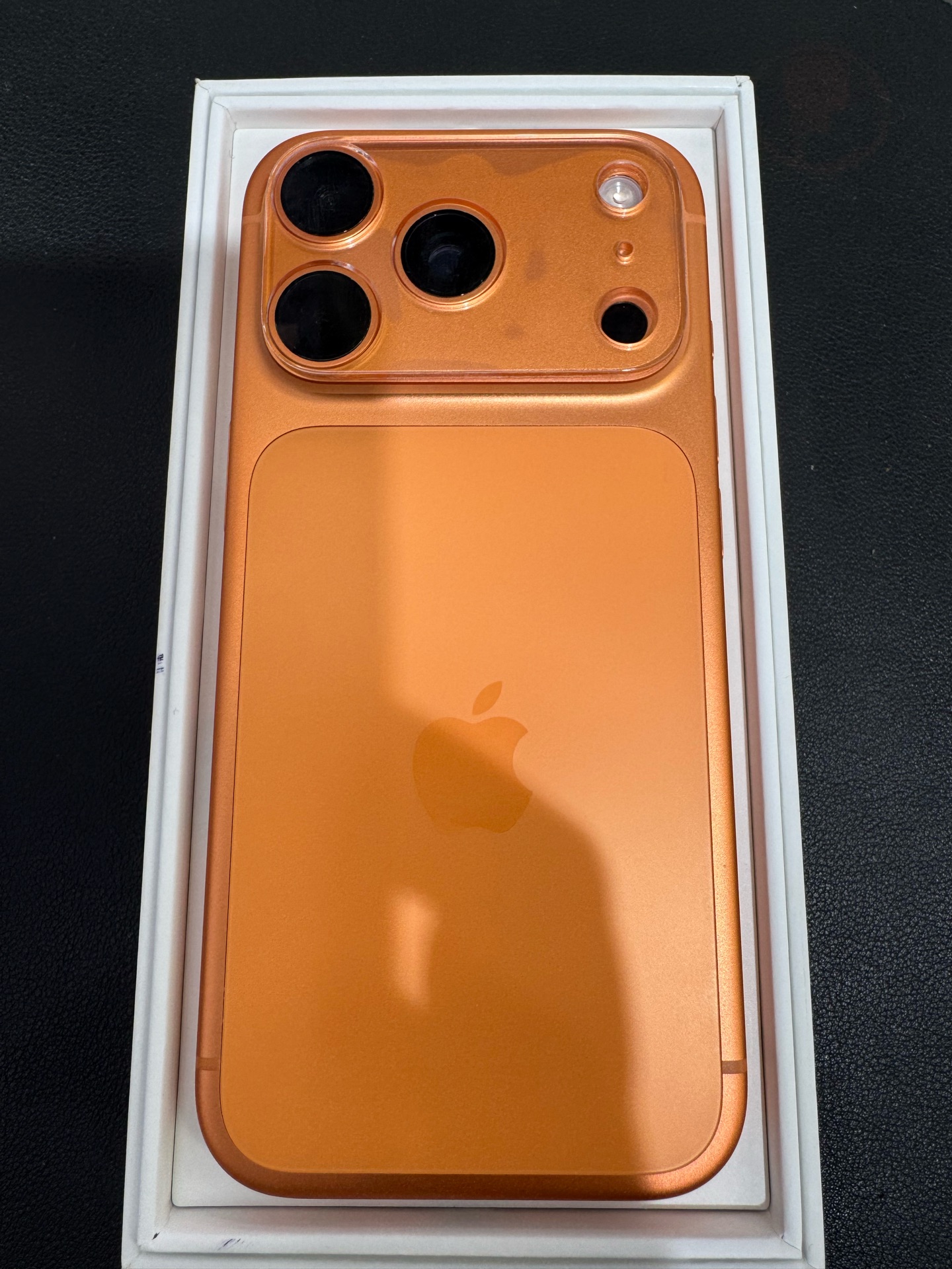 iPhone 17 pro 256gb - Image 1