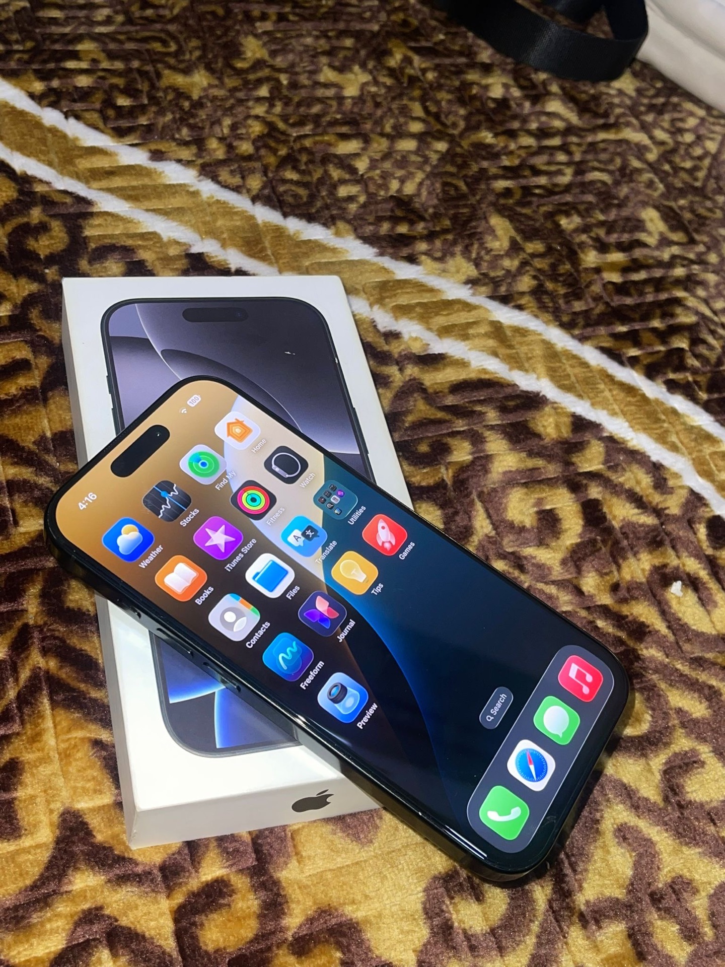iPhone 16 pro 128gb LLA model dual eSIM  box available battery health 94% - Image 4
