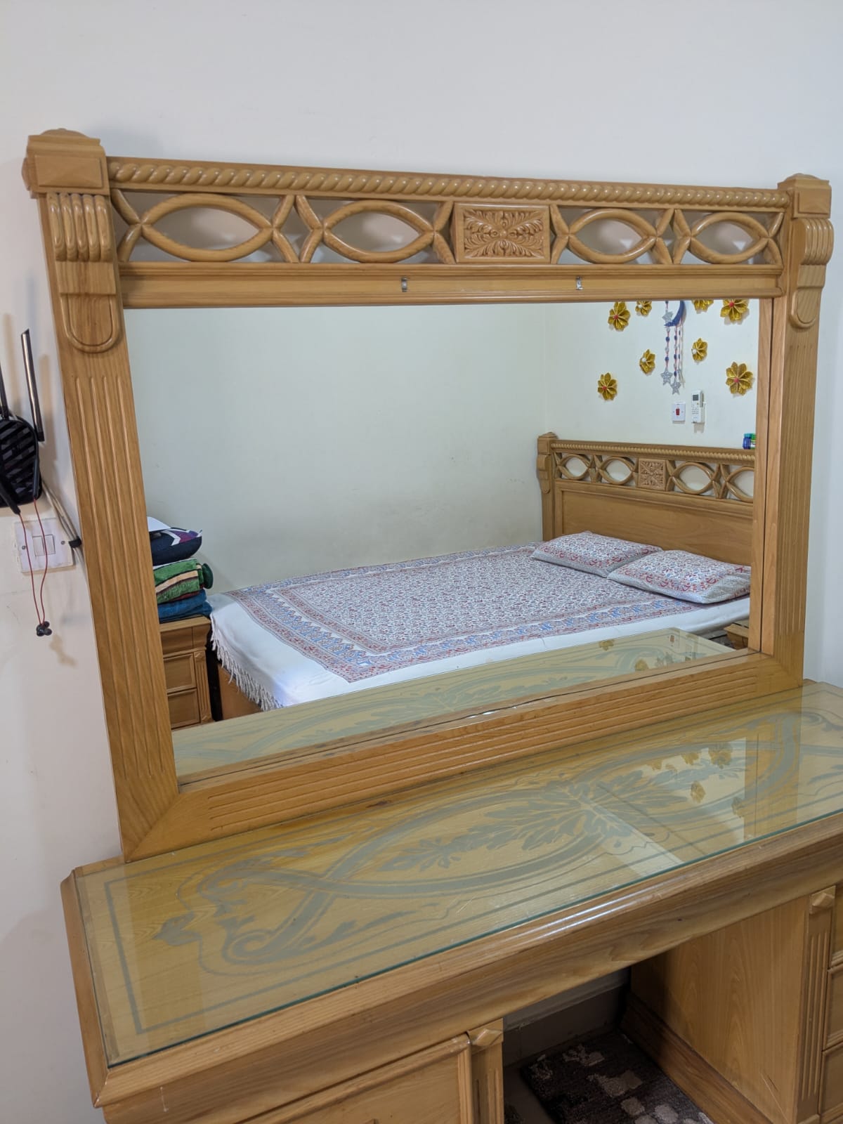Large wooden dressing table - Image 3