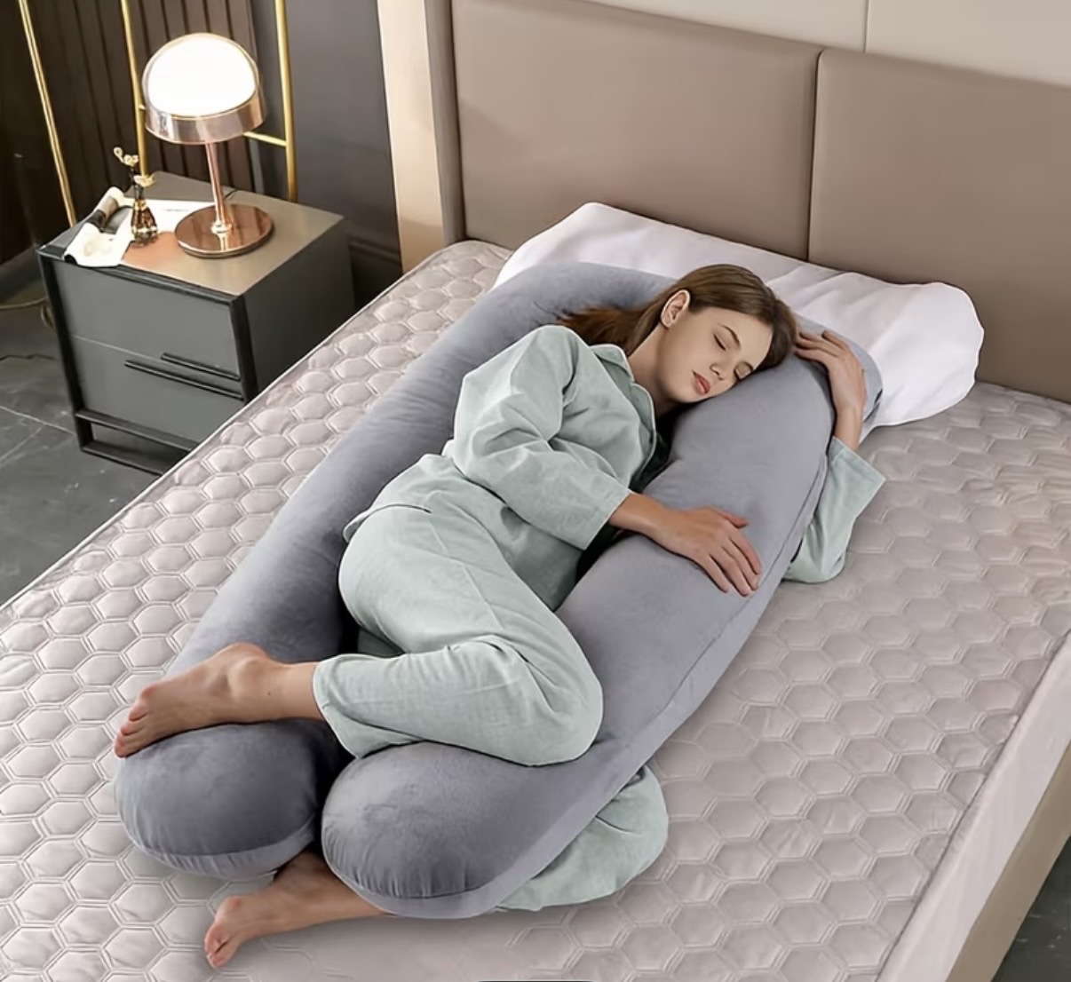 Pregnancy pillow - Image 1
