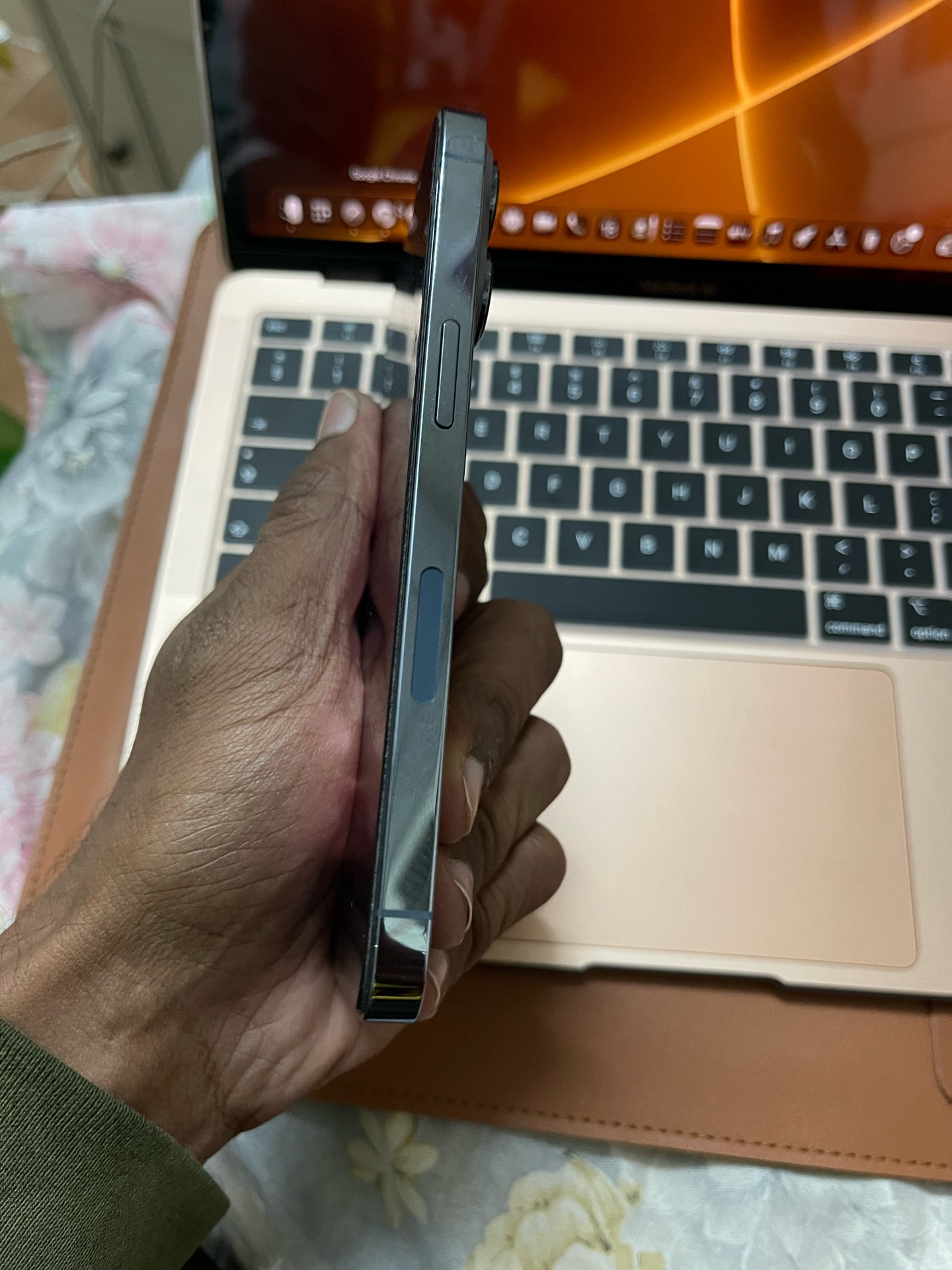 iPhone 13 pro 256gb - Image 5