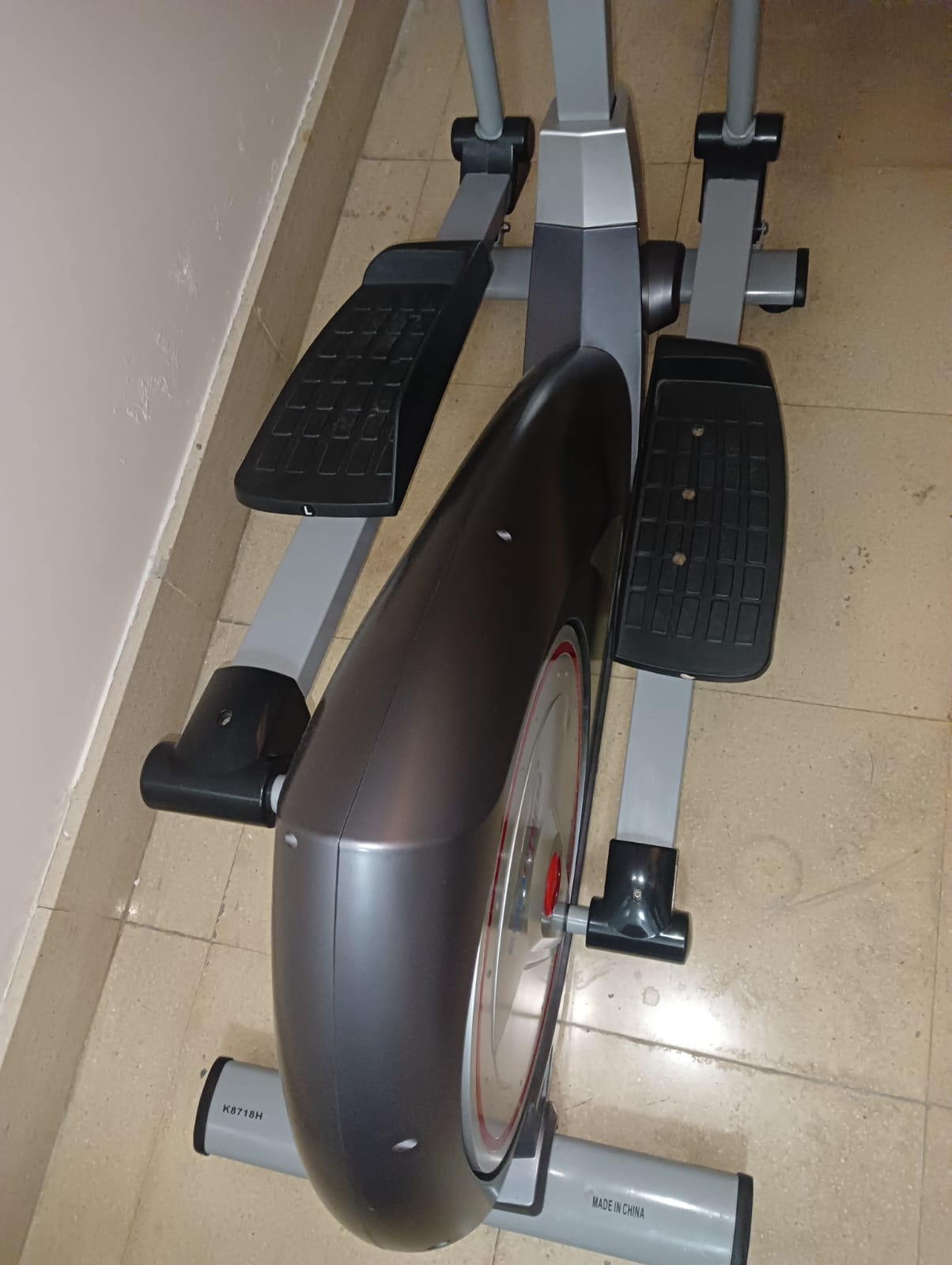 Elliptical Training Machine - Image 3
