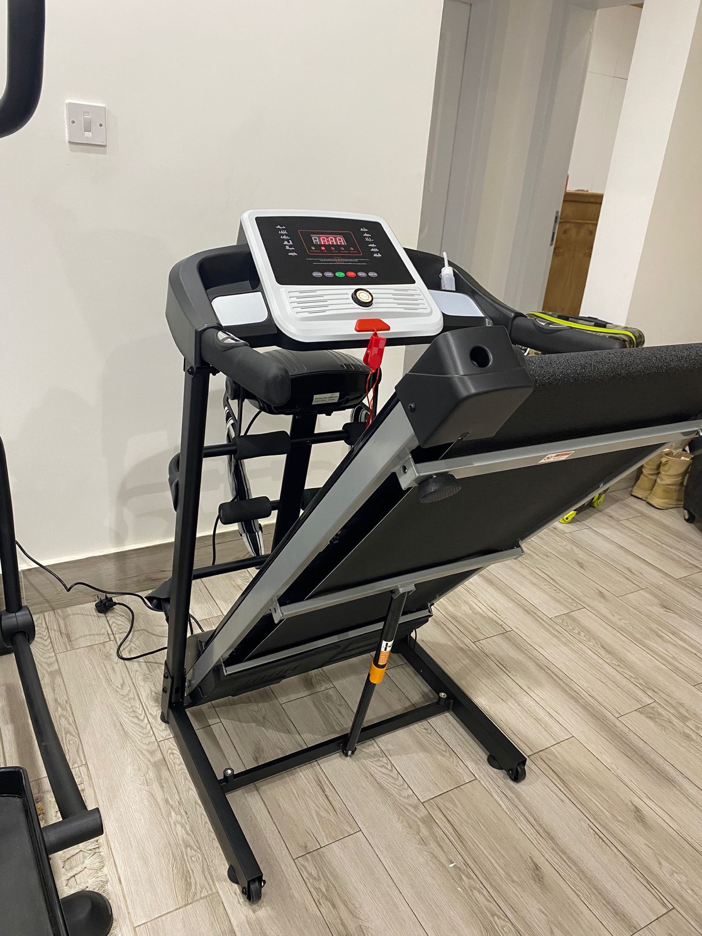 Smith machine & all gym machine available - Image 8