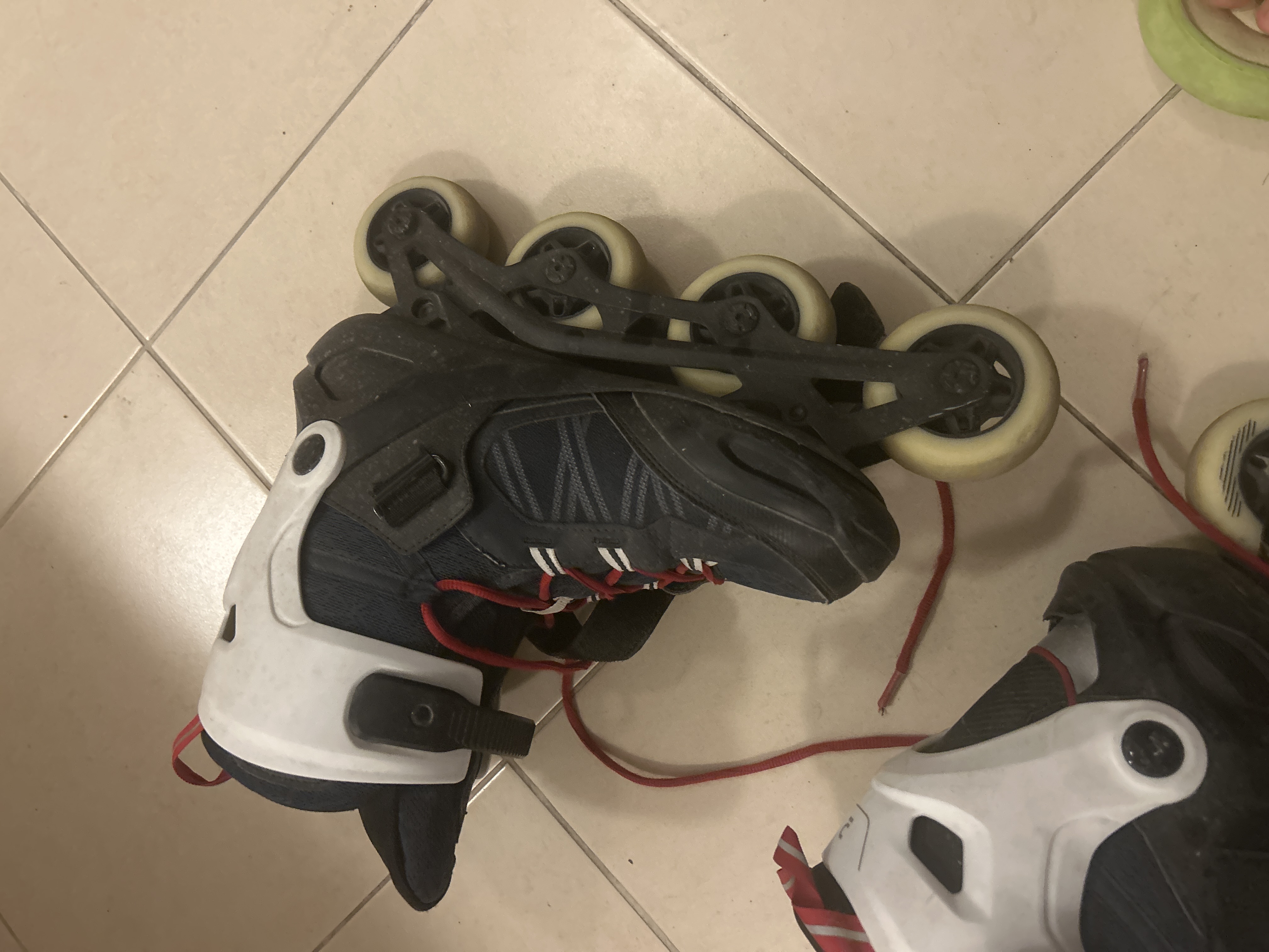 Oxelo Skates - Image 2