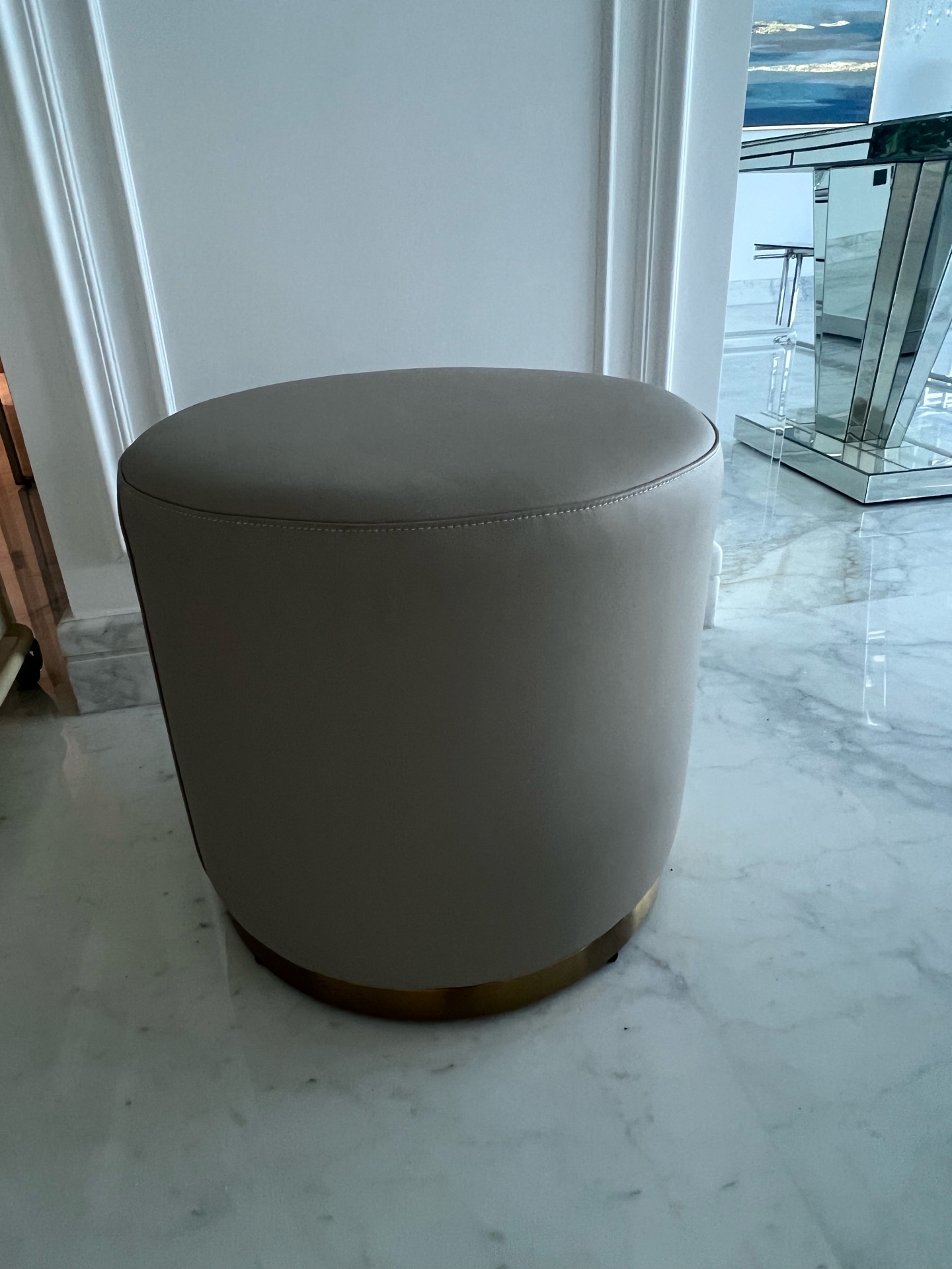 مقعد pouf جديد جميل - Image 2
