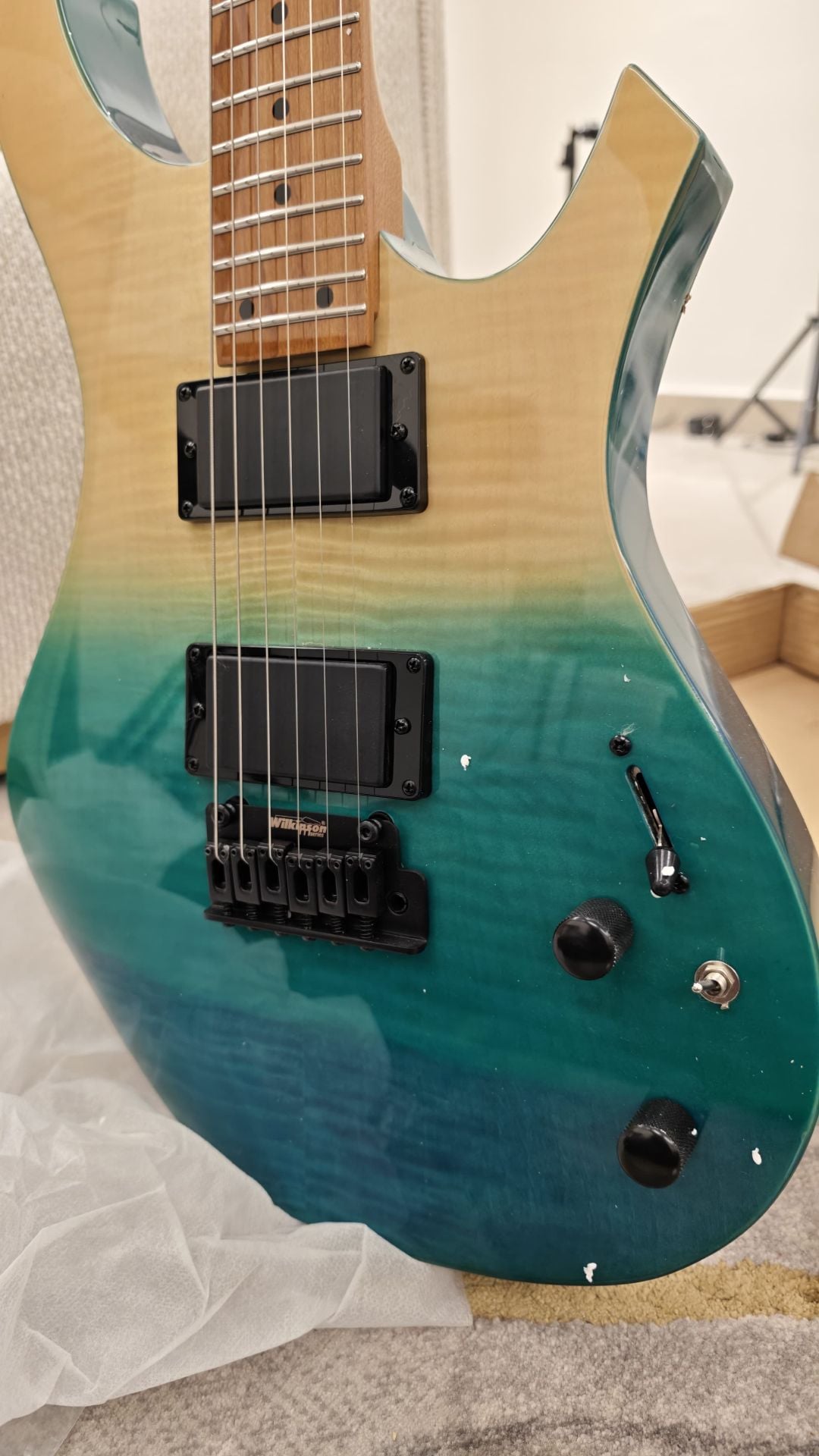 Electric Guitar -High Quality  - Image 2