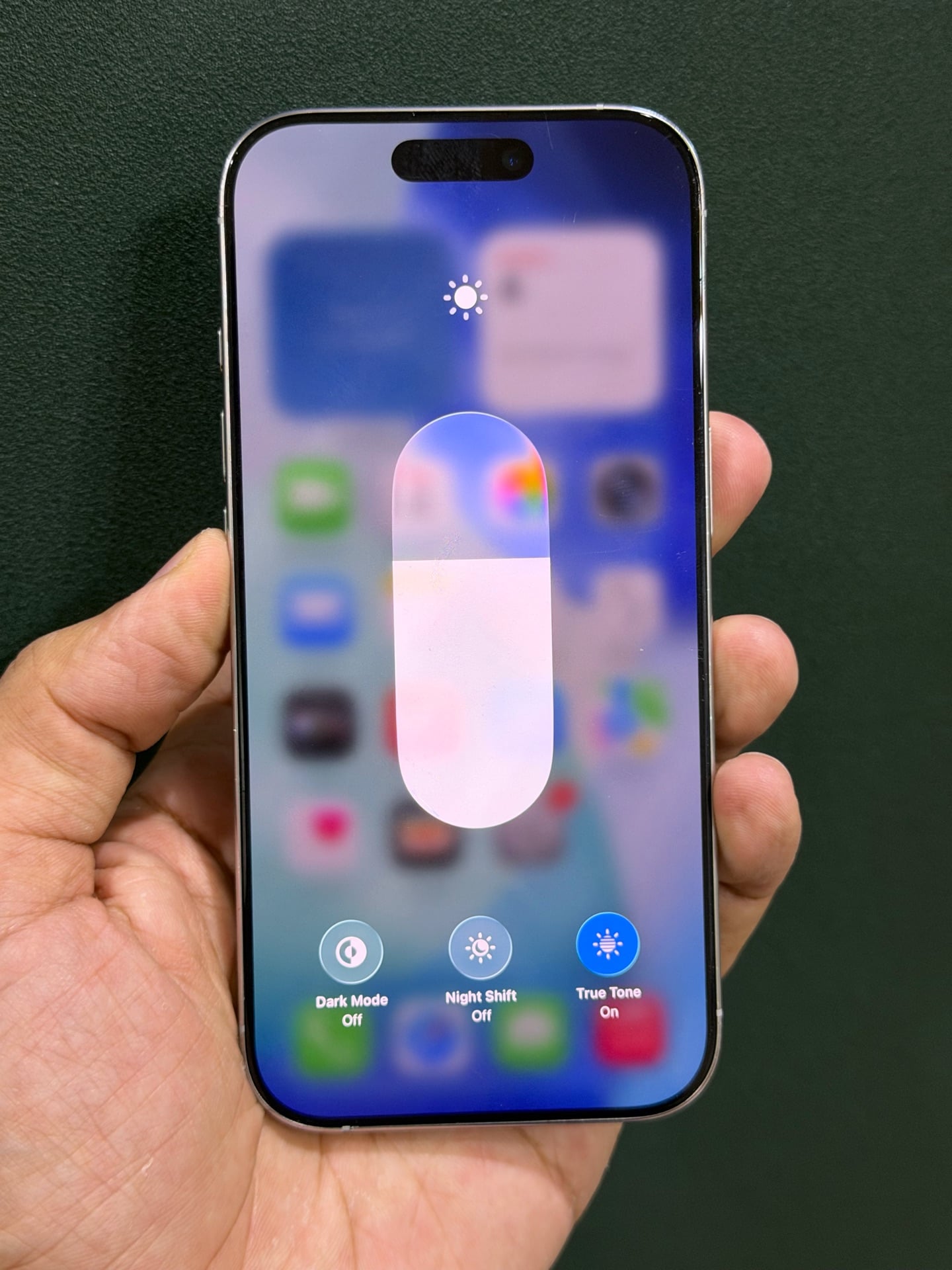 iPhone 16 Pro 256 GB 92% Silver - Image 4