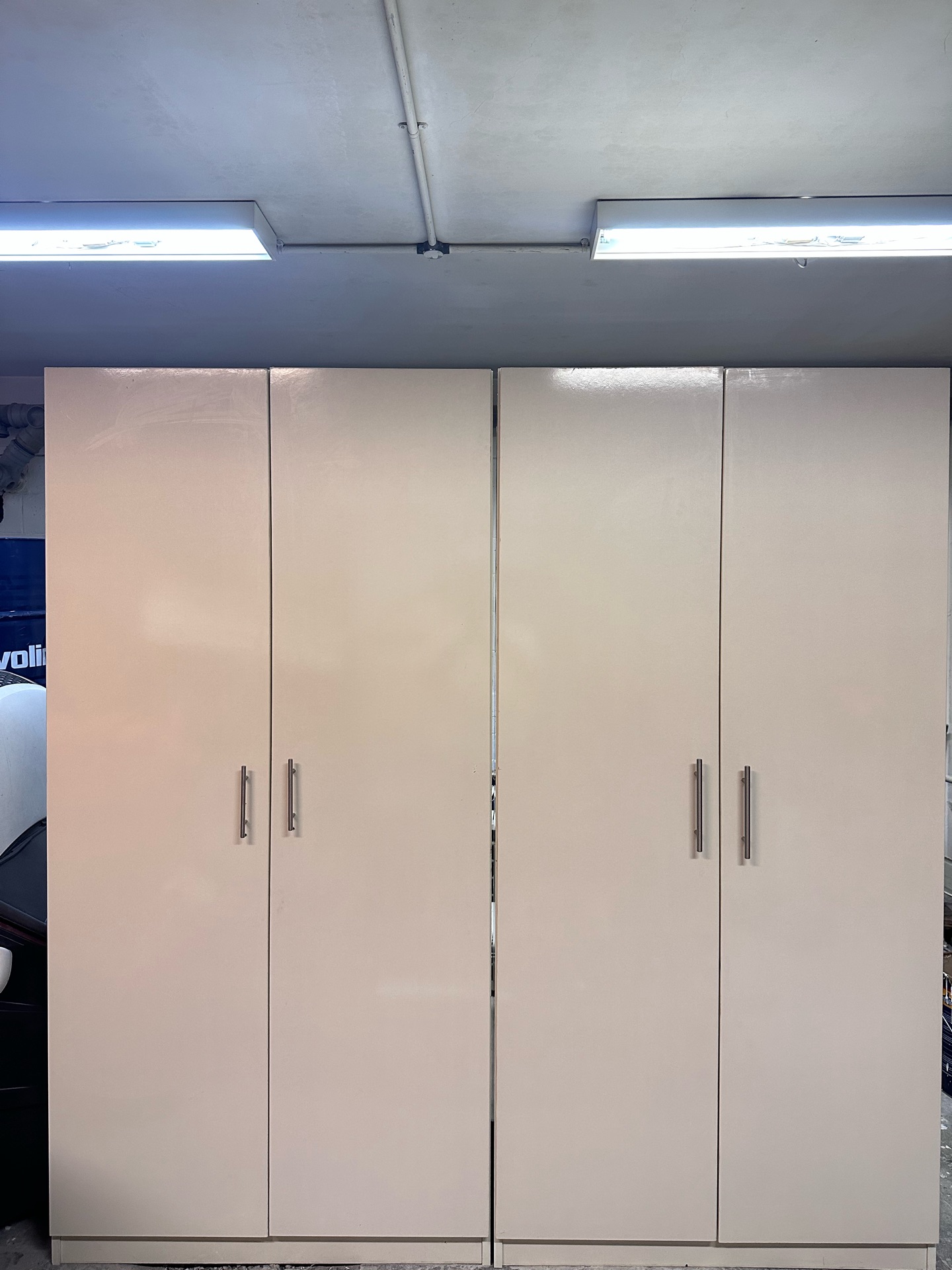 4 doors wardrobe  - Image 4
