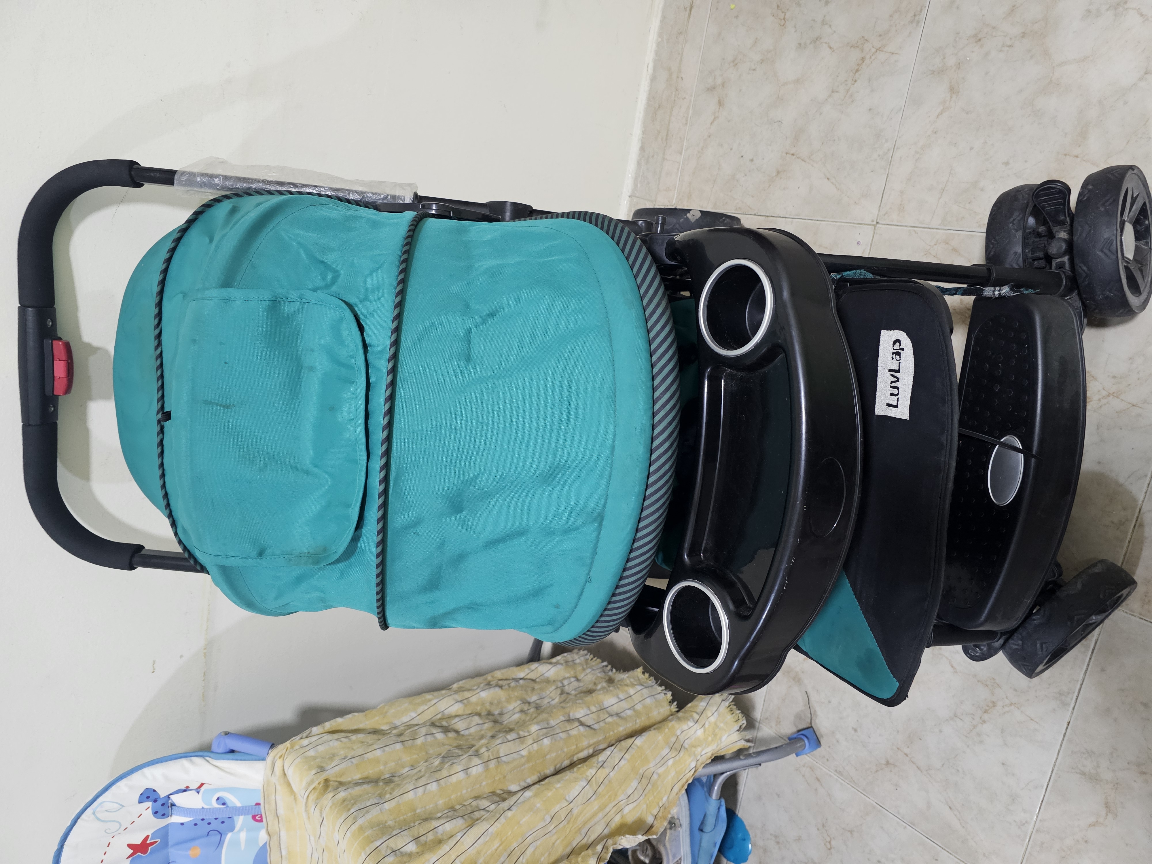 Luvlap stroller and baby high chair  - Image 6