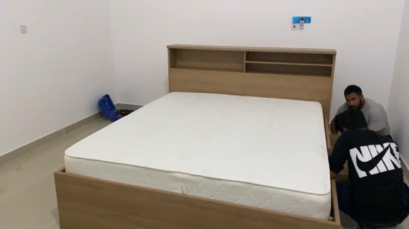 King size bed with Mattress - Image 1