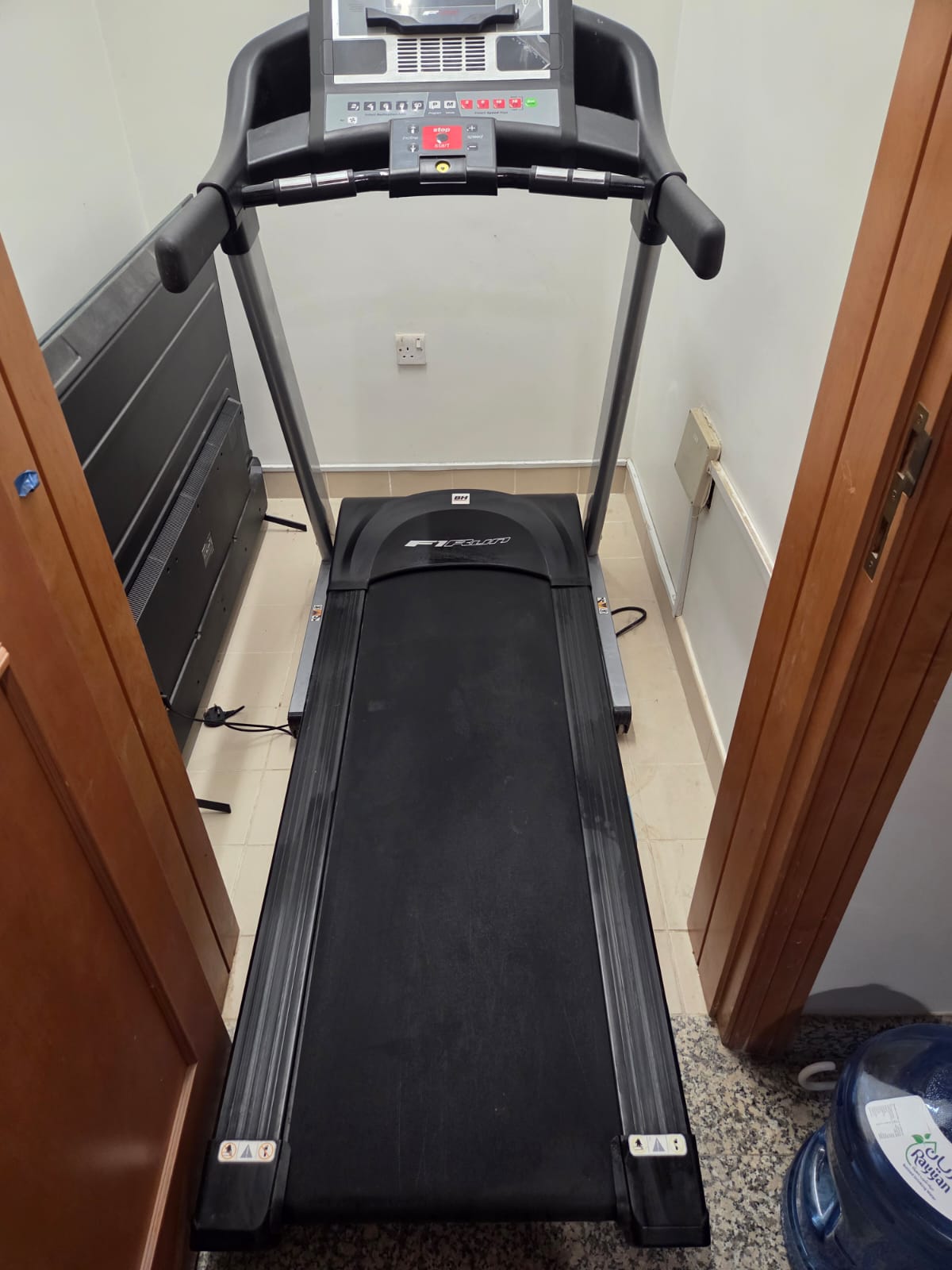 BH F1 Folding Treadmill - Image 6
