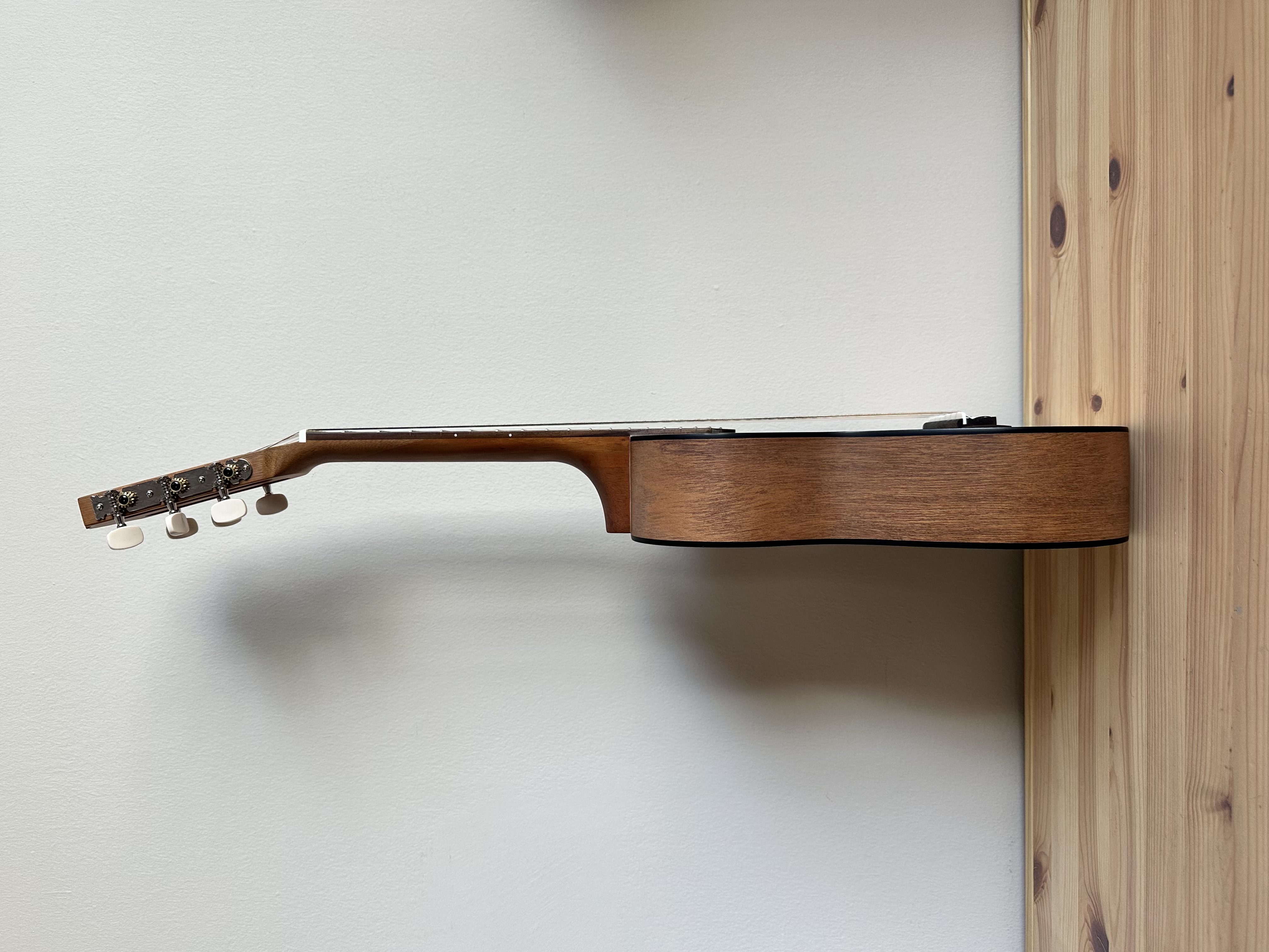 Yamaha GL1 Guitalele – Like New! - Image 2