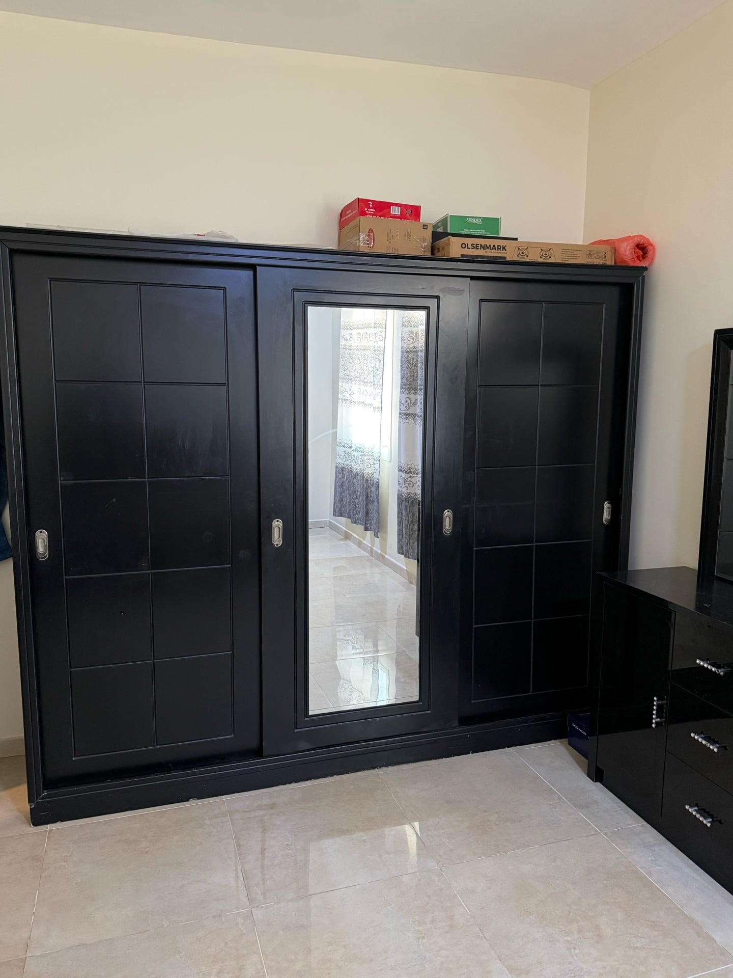Household Furniture & Appliances for Sale – Good Condition - Image 3