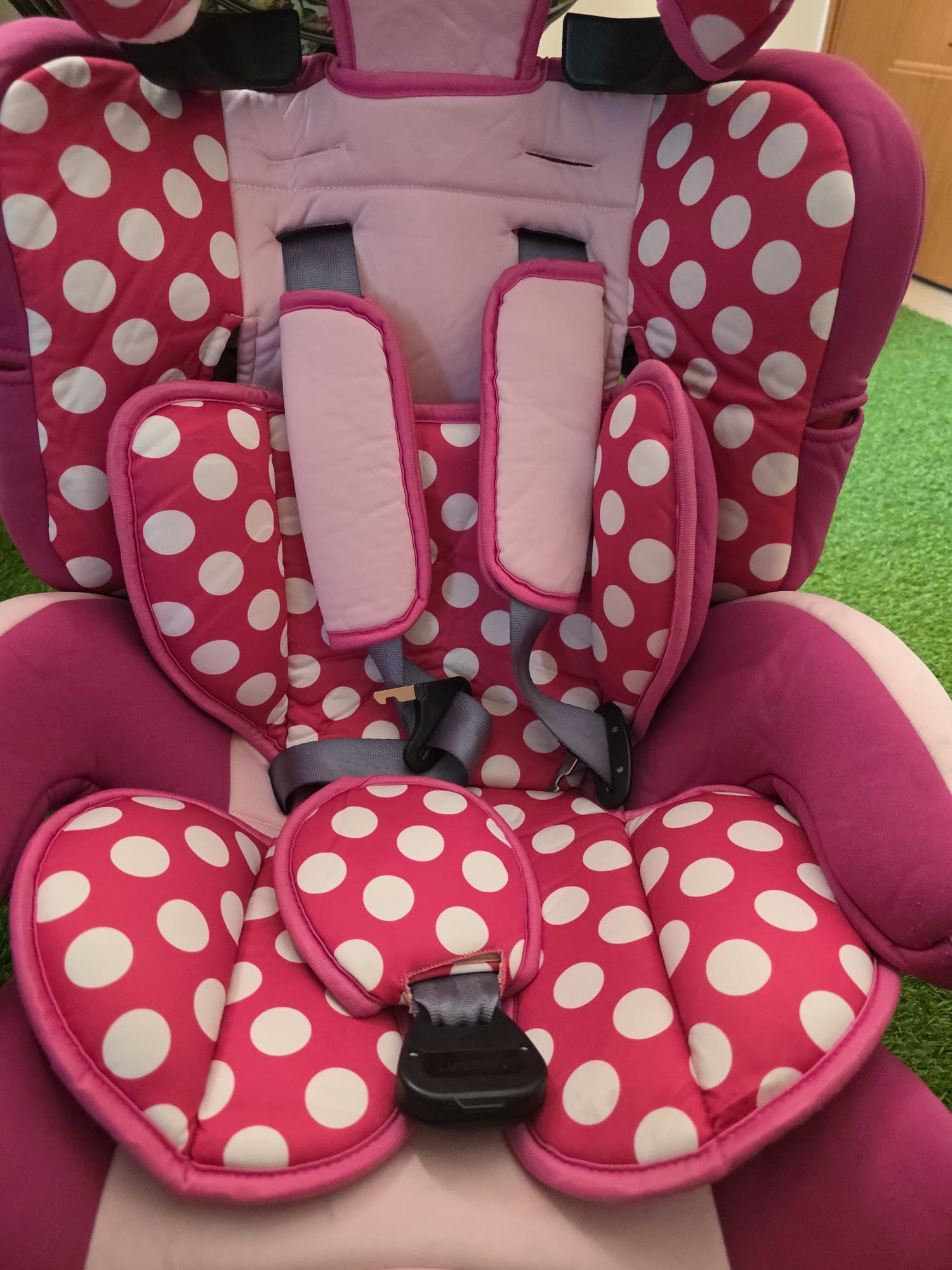 Car seat age 2 to 5 - Image 1