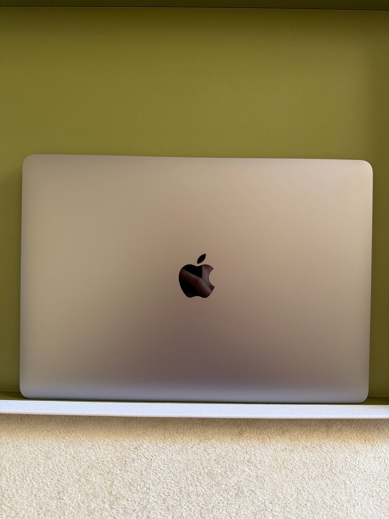 Apple MacBook Air M1 13-inch 8GB RAM 256GB SSD - Image 1