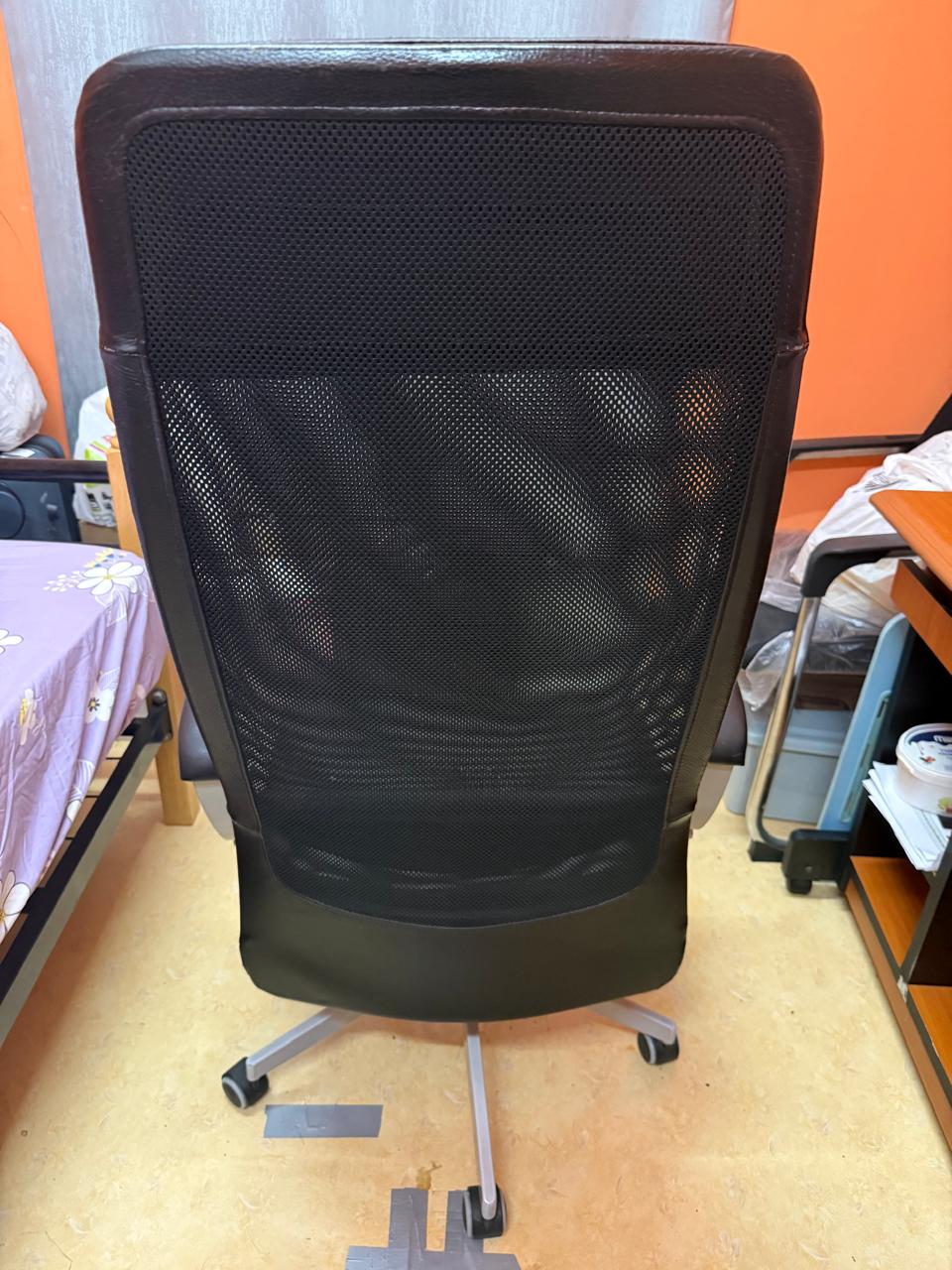 Ikea  Office chair with armrests, Glose black JÄRVFJÄLLET - Image 3
