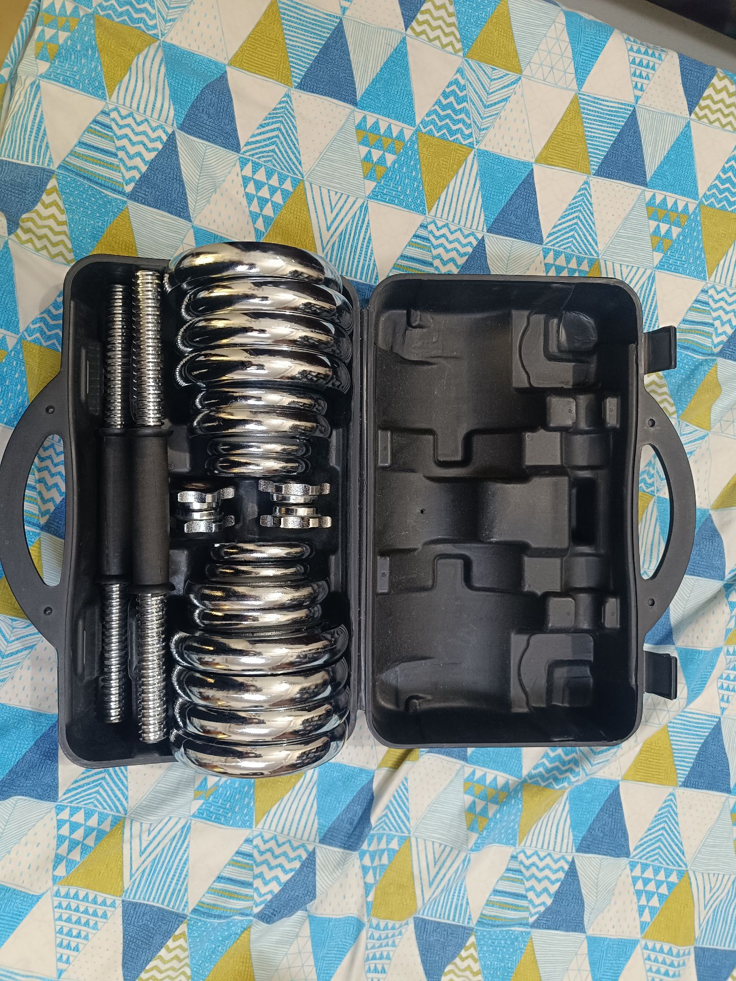 30 kg adjustable dumbbells in perfect condition. - Image 3