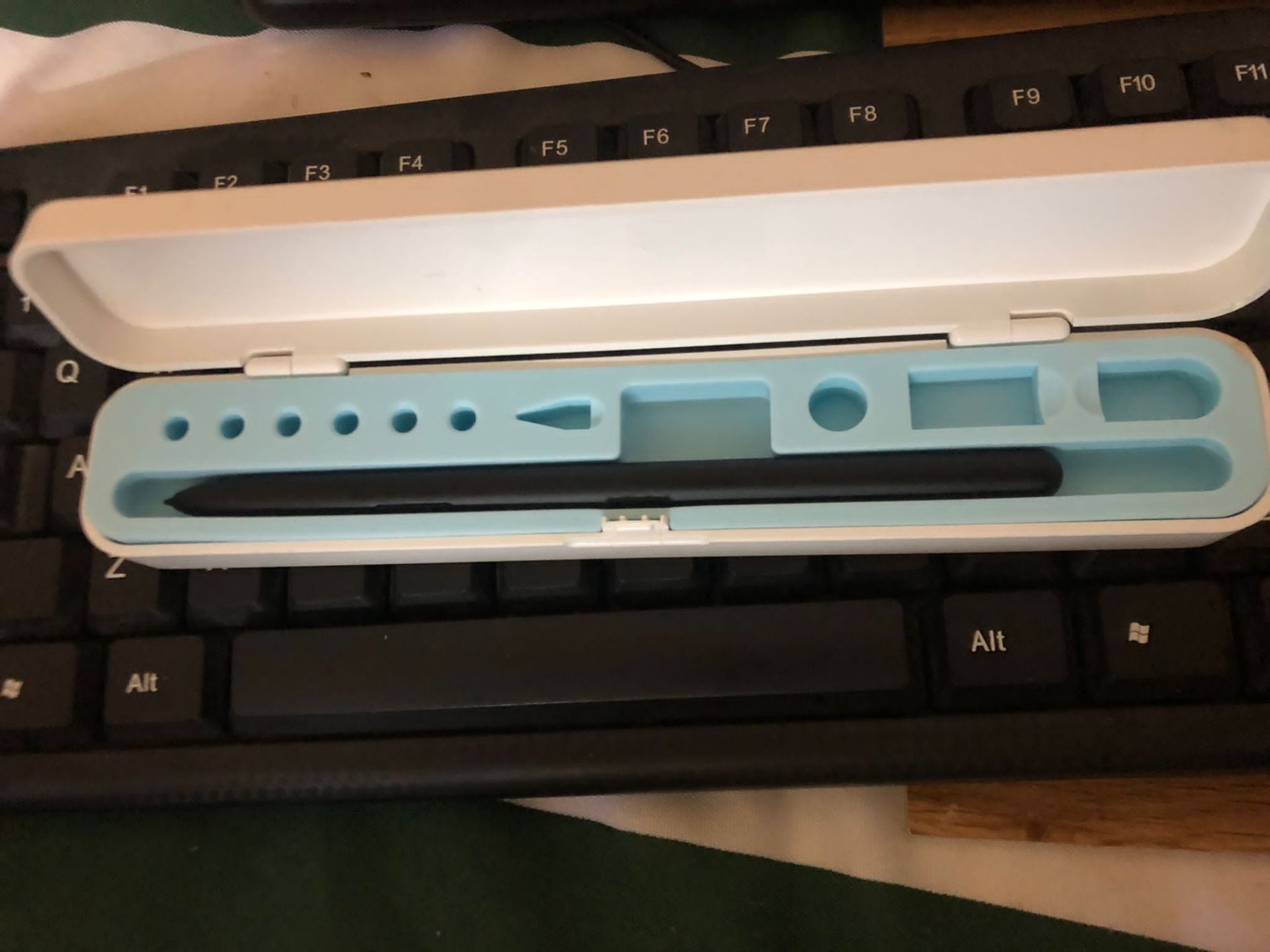 Samsung Tablet S8 - Image 7