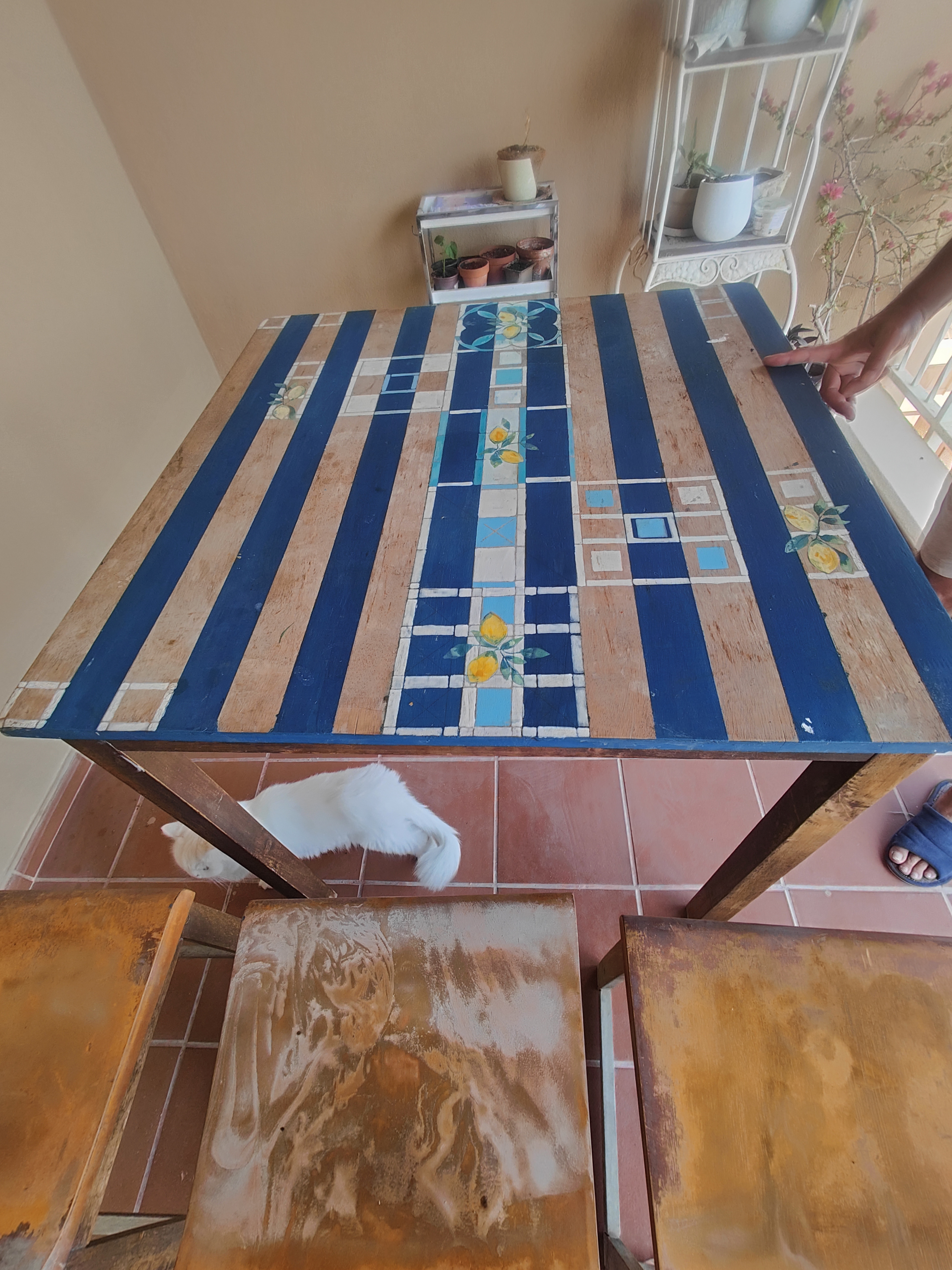 Hight table+3 high chairs - Image 6