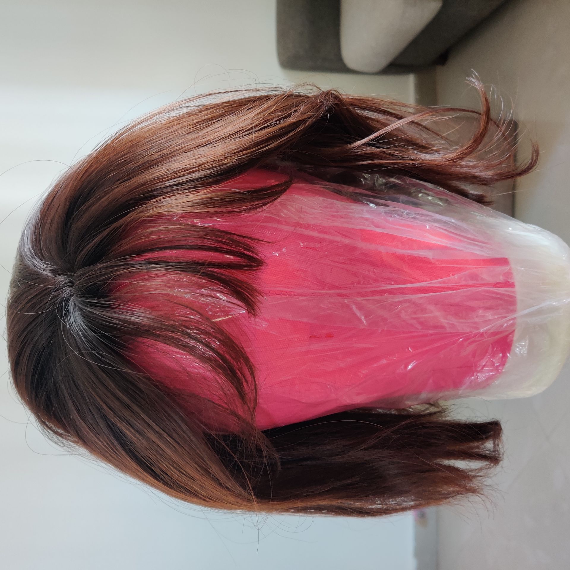 Wig, heat friendly synthetic  - Image 6