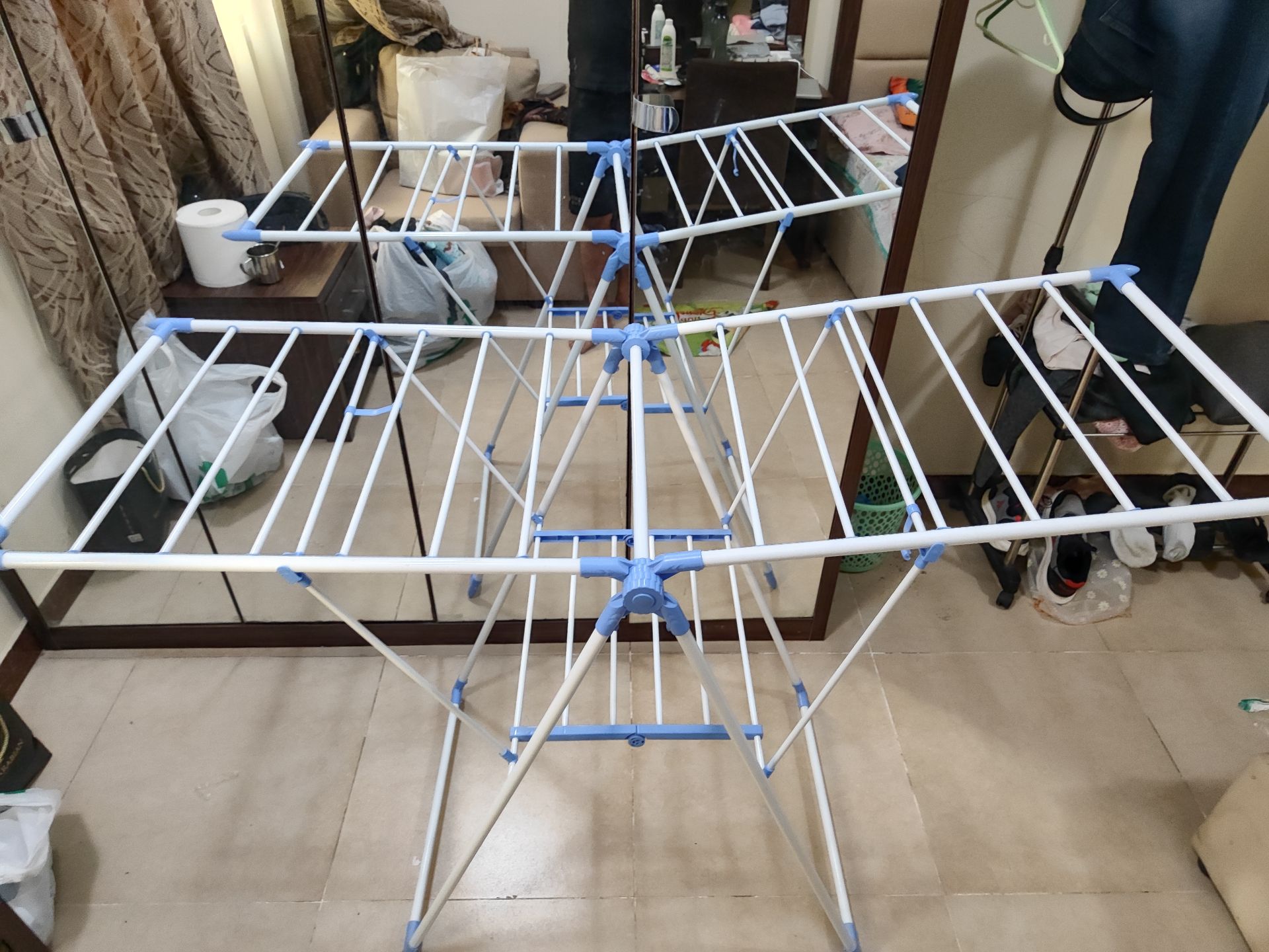 Laundry hanger - Image 1
